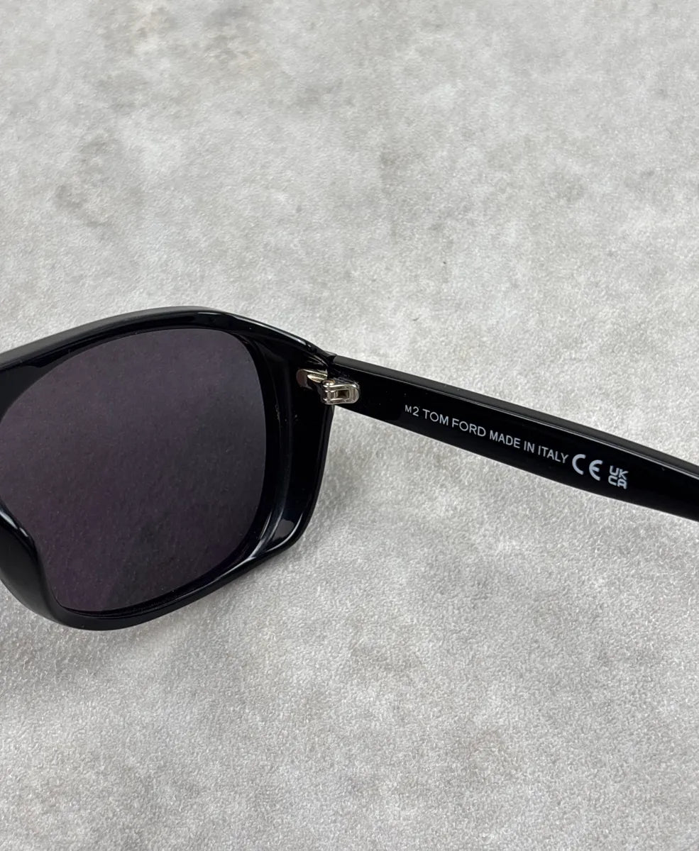 Tom Ford Black Acetate T-Bar Aviator Sunglasses BndryXFa 12