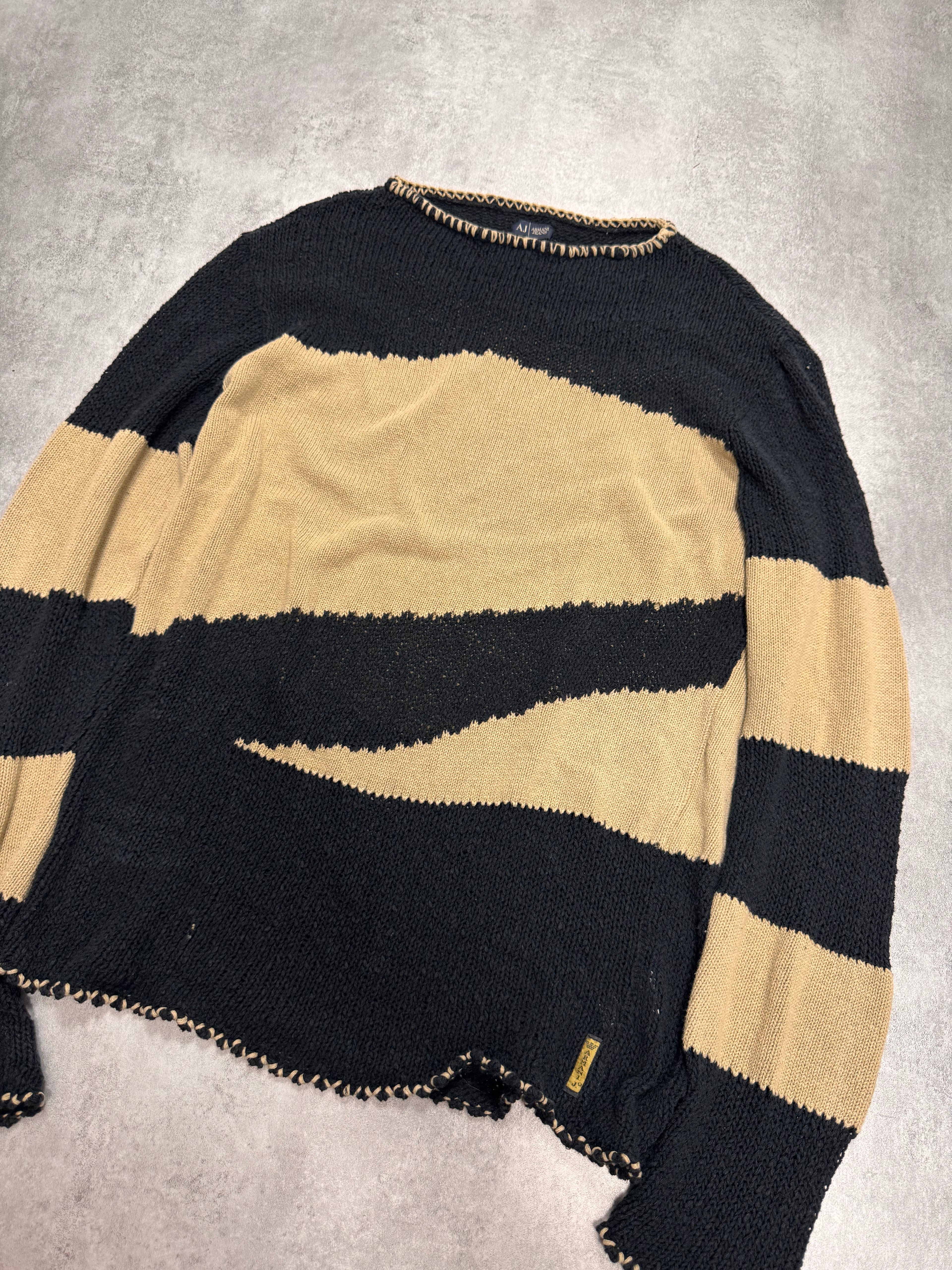2000s Armani Beige & Navy Knitted Sweater