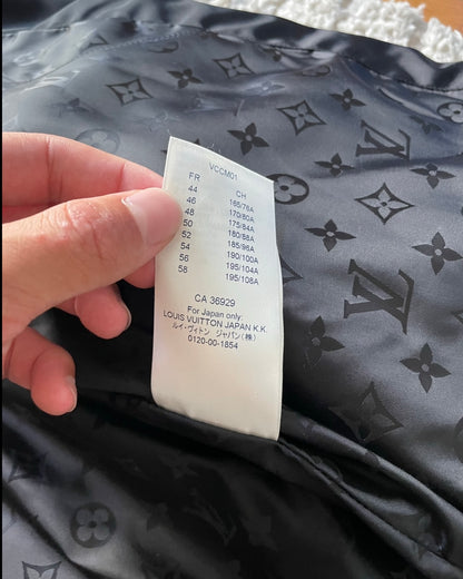 Virgil Abloh 设计的 Louis Vuitton 尼龙实用夹克 (M)