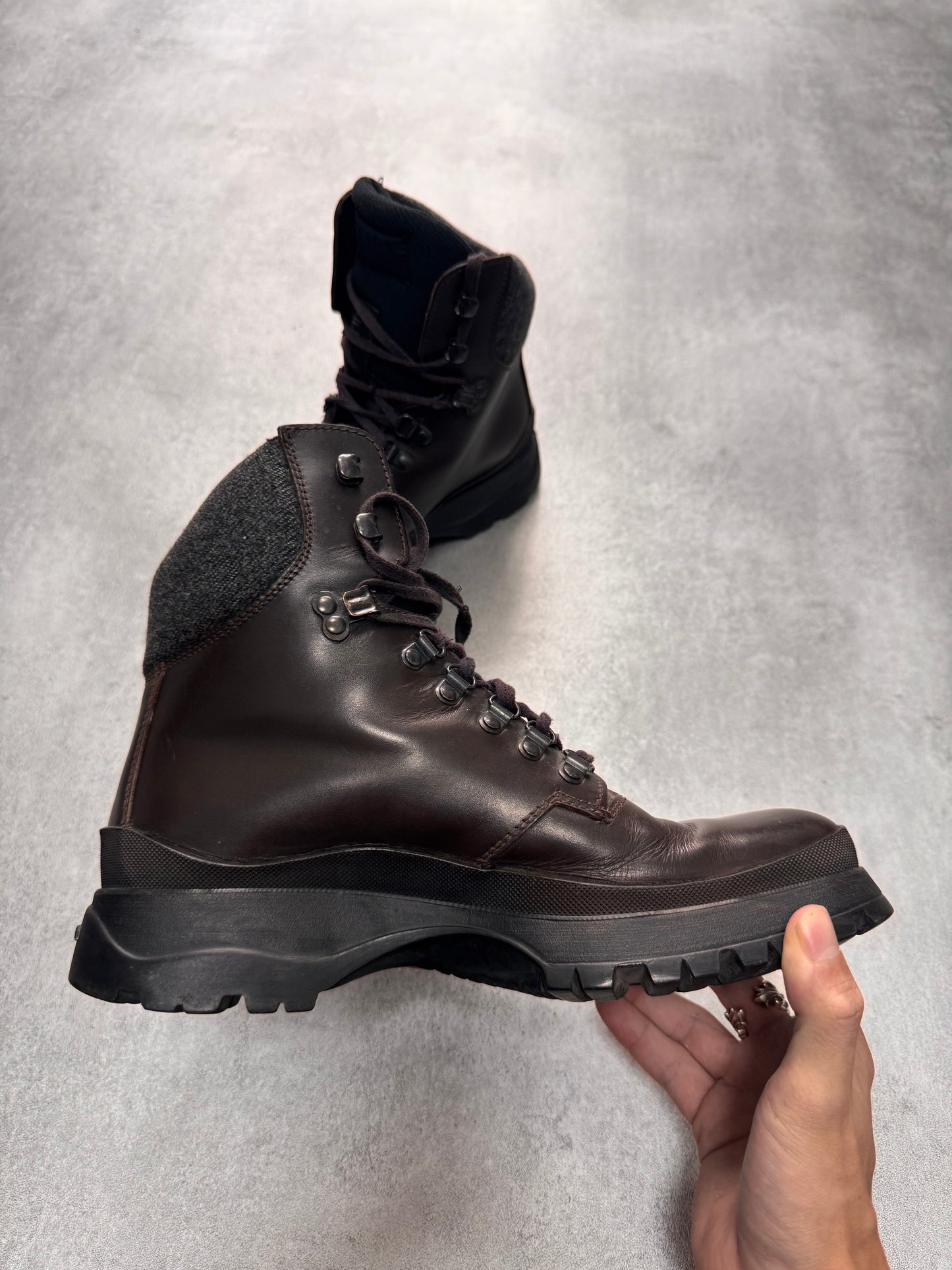 FW1999 Prada Brown Leather Hiking Boots (40eu/us7)