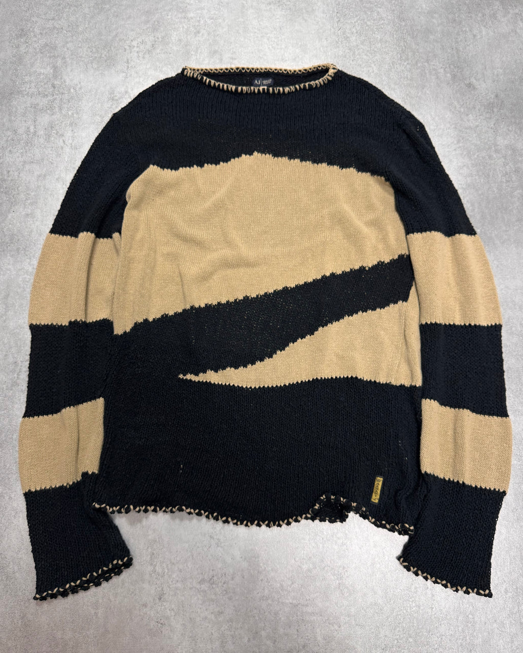 2000s Armani Beige & Navy Knitted Sweater