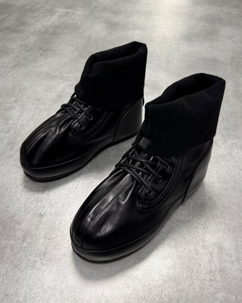 Givenchy (B).STROY Bunny Black Calf Leather Ankle Boots