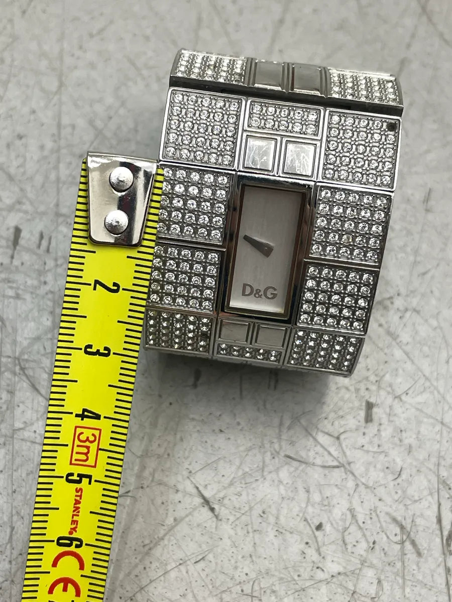 2000s Dolce & Gabbana Silver Stainless Steel Pavé Crystal Geometric Bracelet Watch CJgAhscN 10