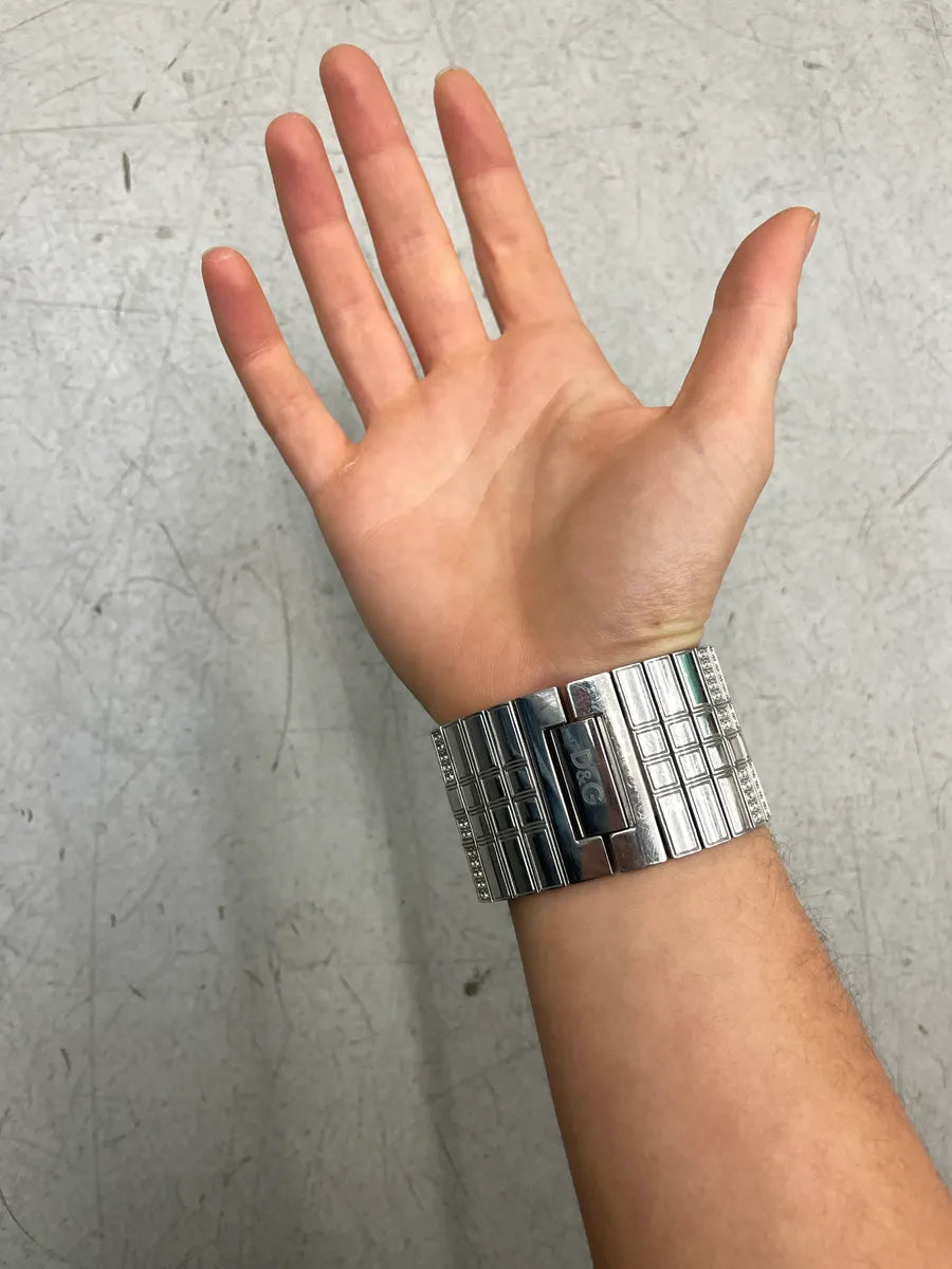 2000s Dolce & Gabbana Silver Stainless Steel Pavé Crystal Geometric Bracelet Watch CJgAhscN 3