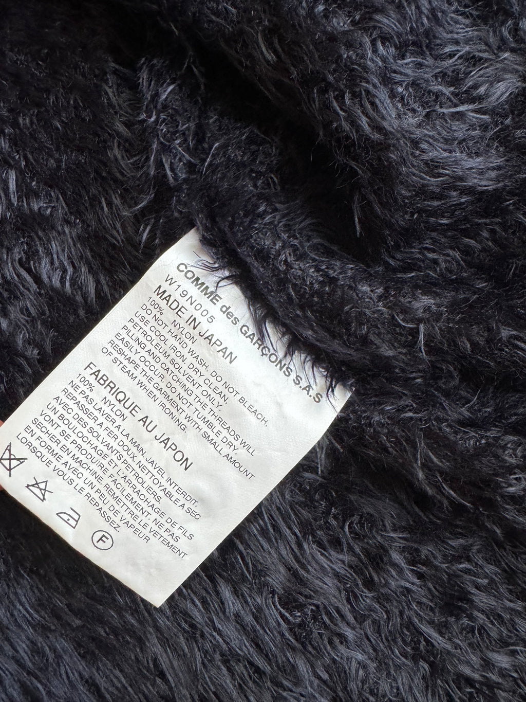 AW2018 Comme des Garçons Shaggy Knit Navy Cardigan – Dolce