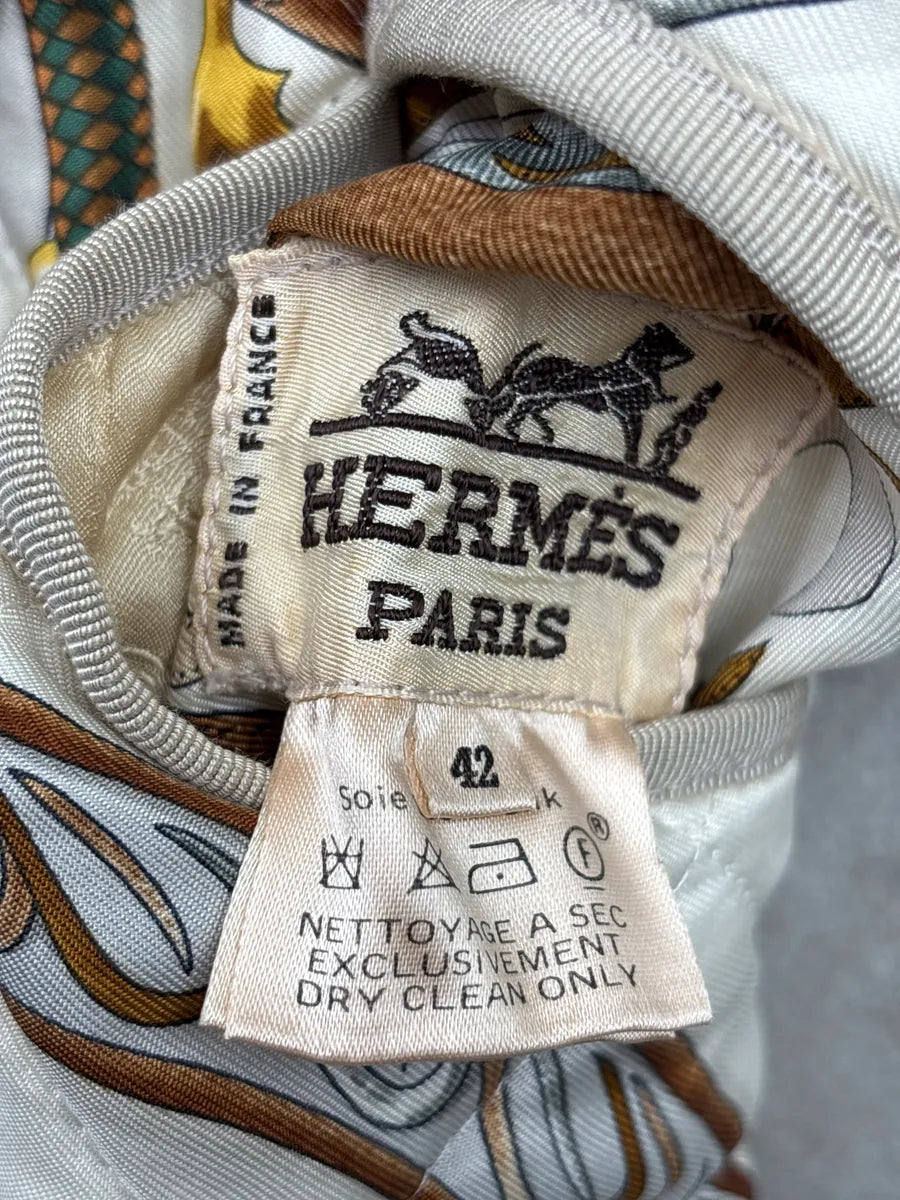 1980s Hermès Off-White Silk Equestrian Print Quilted Reversible Vest DmWVbBvw 10