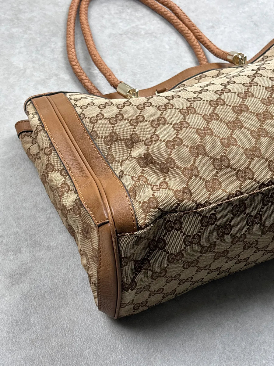 2000s Gucci Beige Brown Canvas GG Monogram Tassel Totebag DtulNKcJ 13