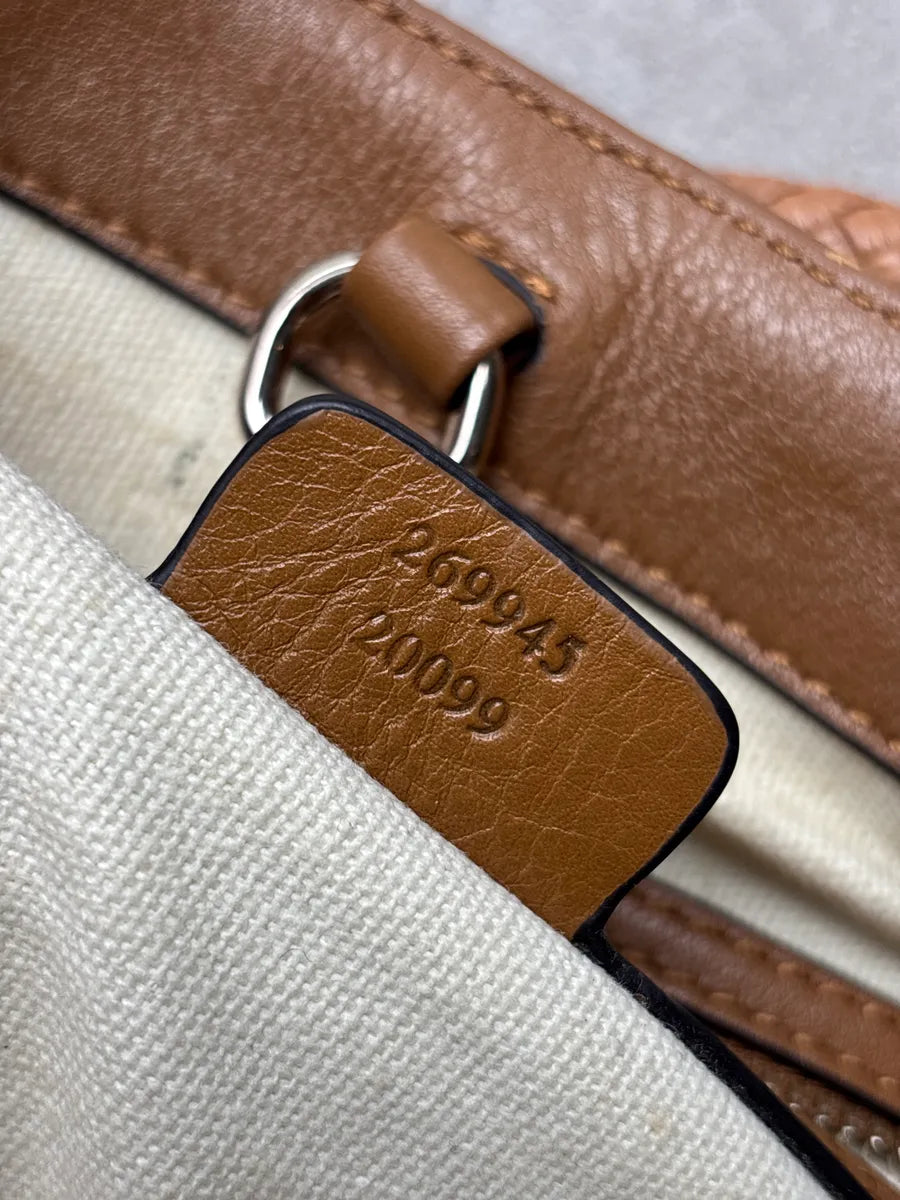 2000s Gucci Beige Brown Canvas GG Monogram Tassel Totebag DtulNKcJ 16