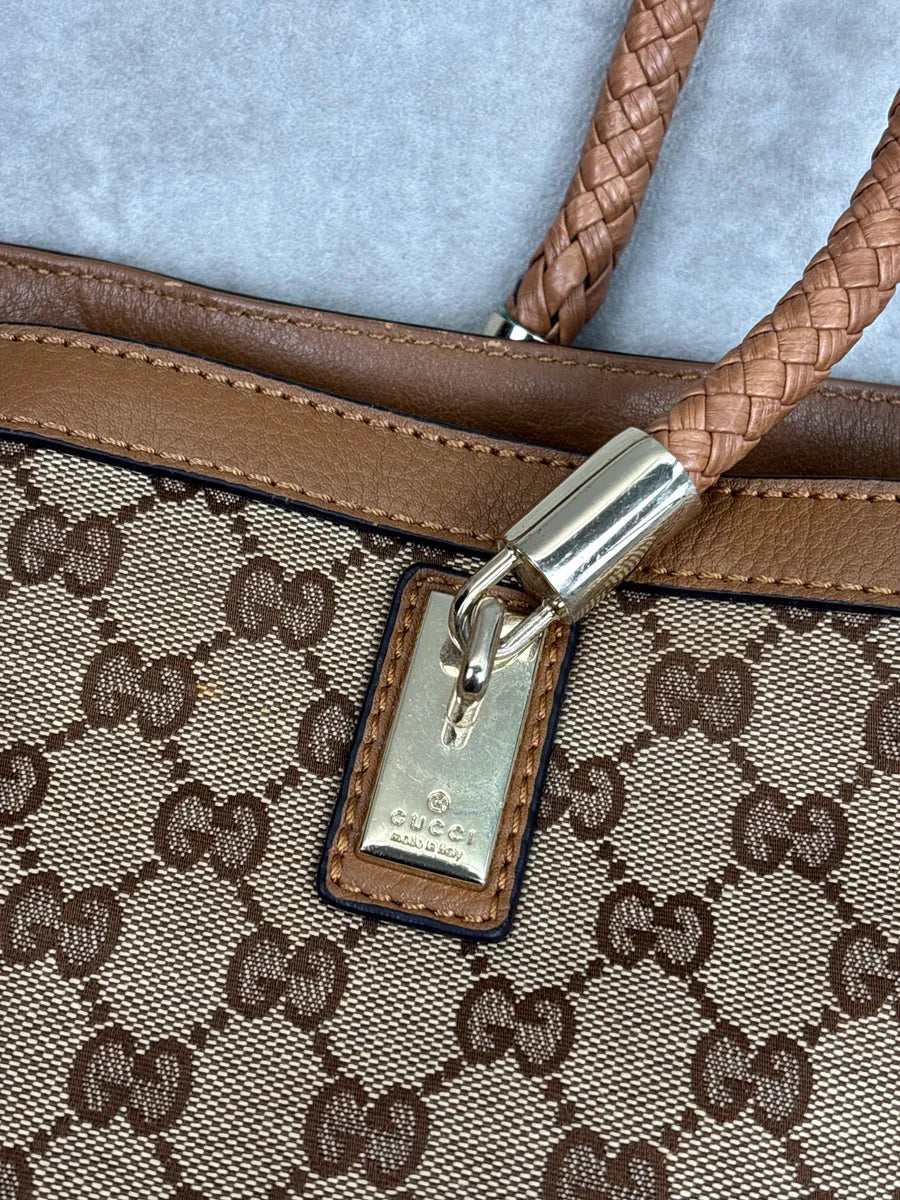 2000s Gucci Beige Brown Canvas GG Monogram Tassel Totebag DtulNKcJ 4