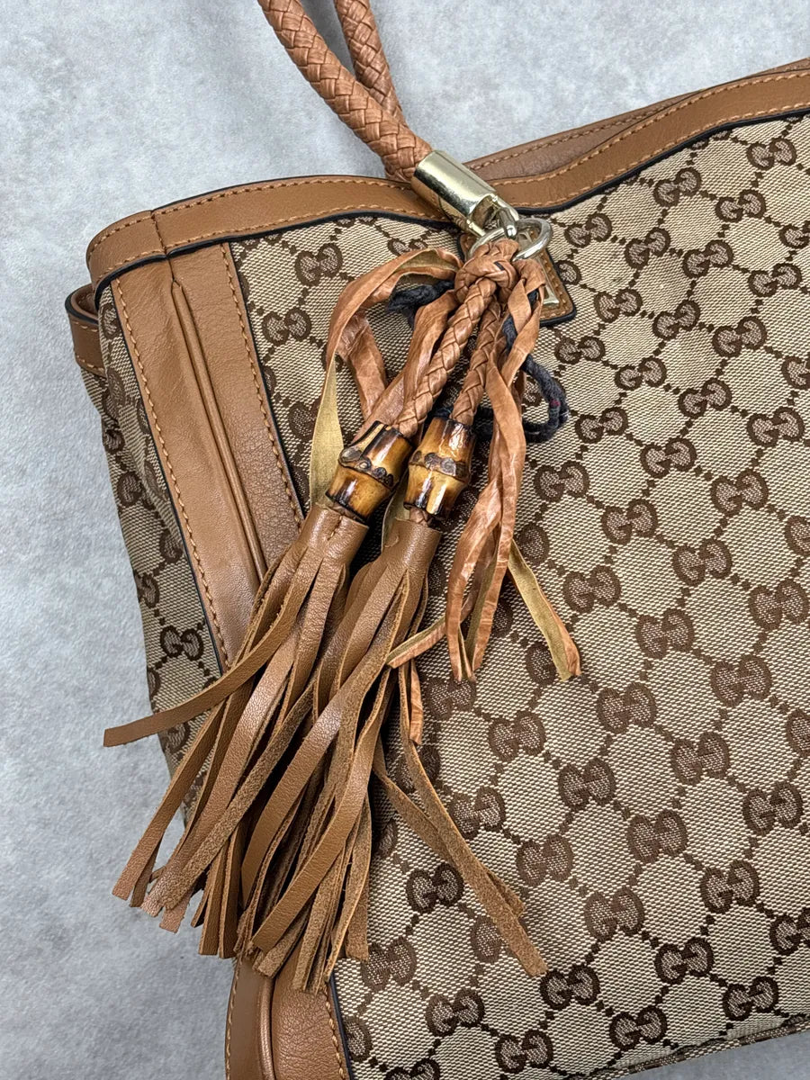2000s Gucci Beige Brown Canvas GG Monogram Tassel Totebag DtulNKcJ 5