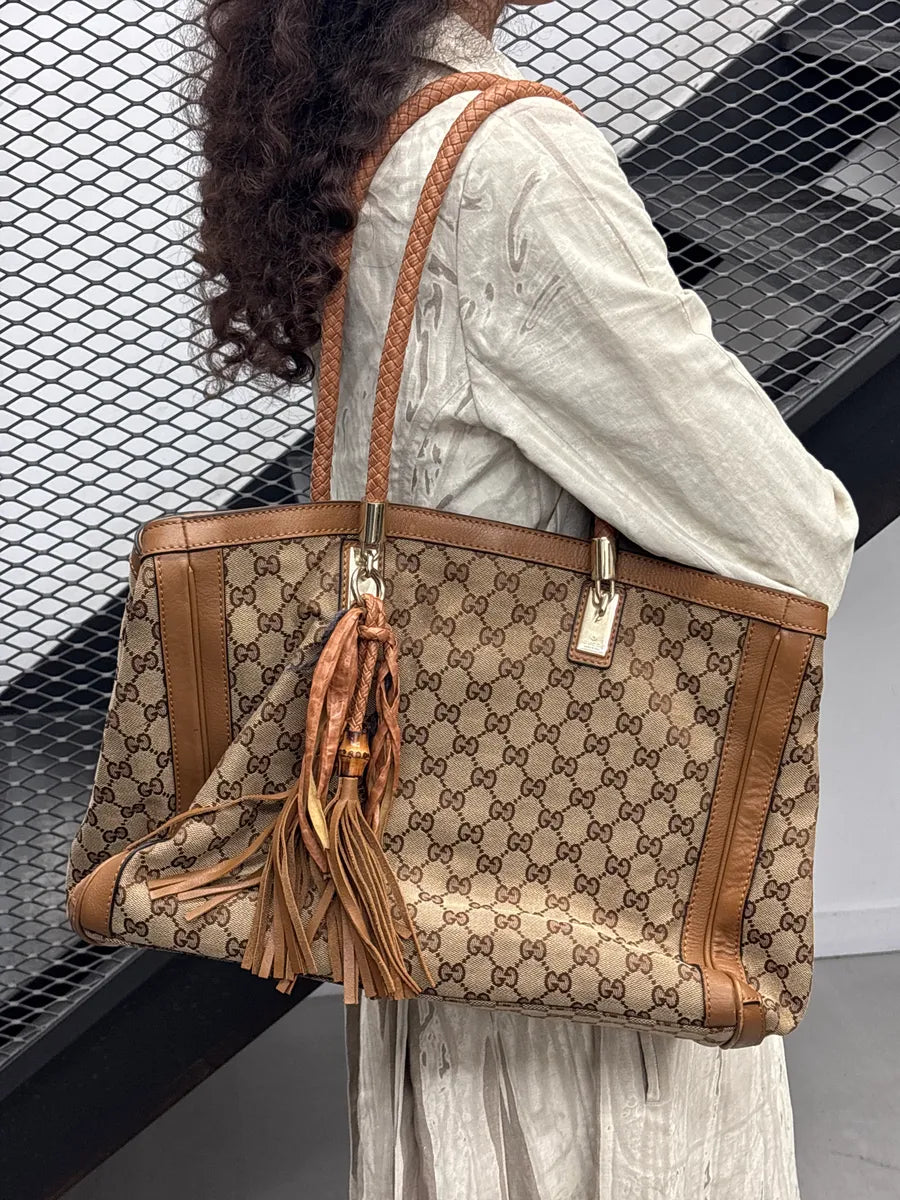 2000s Gucci Beige Brown Canvas GG Monogram Tassel Totebag DtulNKcJ 3