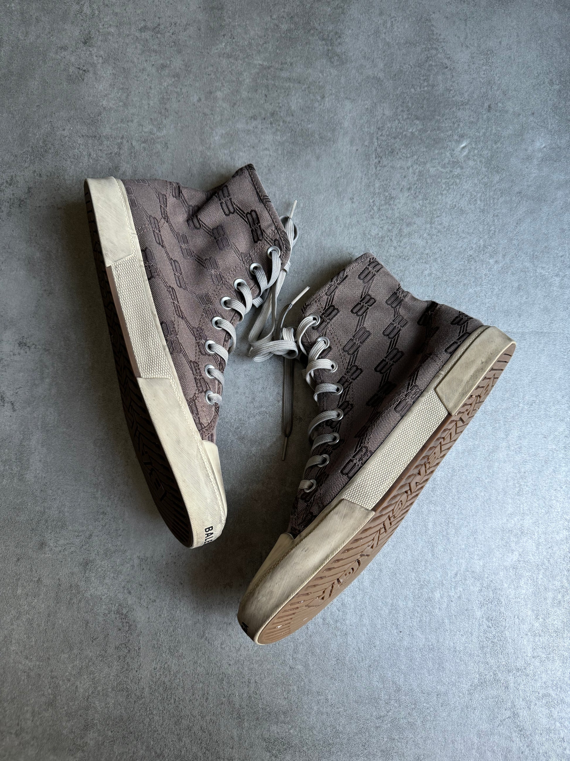 Balenciaga Paris Monogram High Top Shoes – Dolce Vita Hub Balenciaga Paris Monogram High Top Shoes – Dolce Vita Hub
