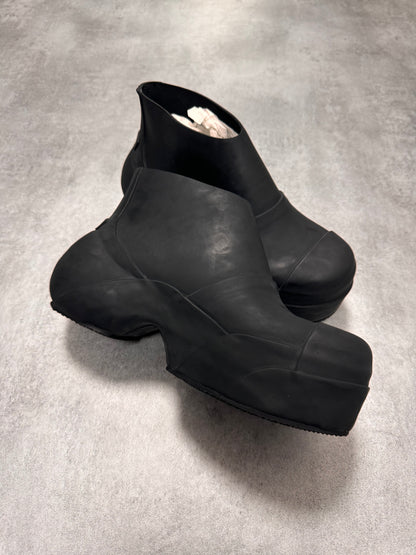 SS2023 Givenchy Show Rubber Rain Low Boots (44eu/us10)