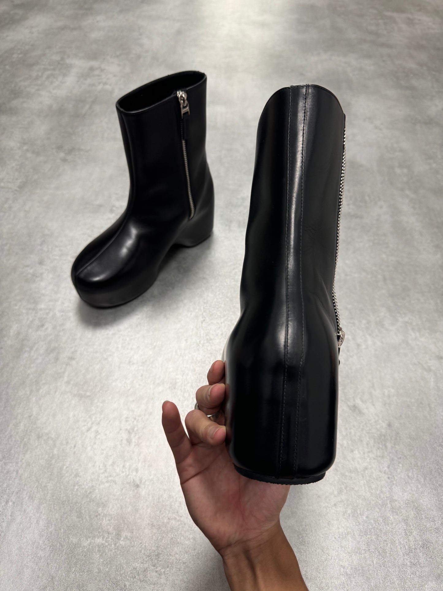 SS2022 Givenchy G Clog Black Calf Leather Boots (41eu/us8)