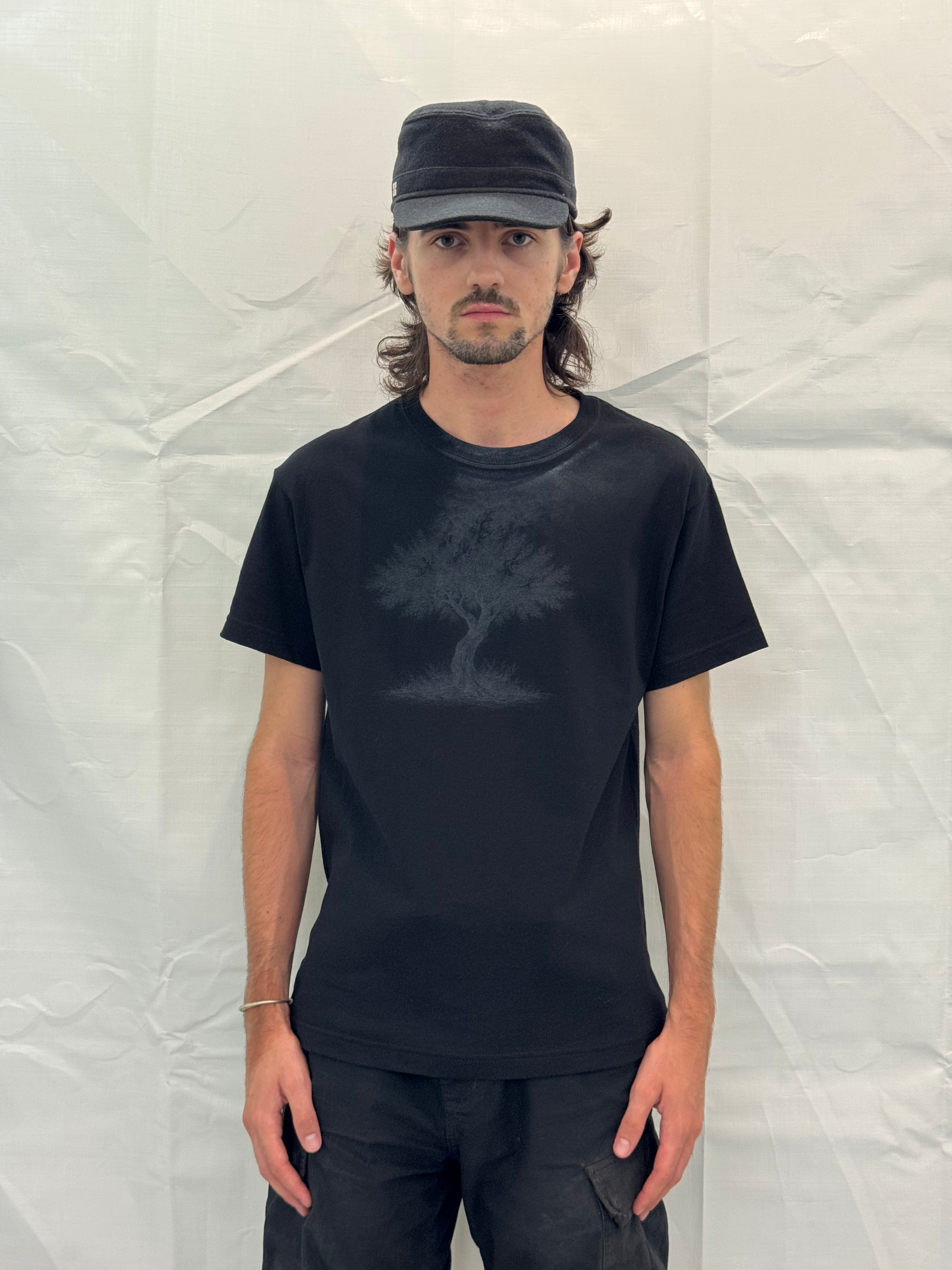 DolceVitaHub « Arbre en Feu » Black T-Shirt