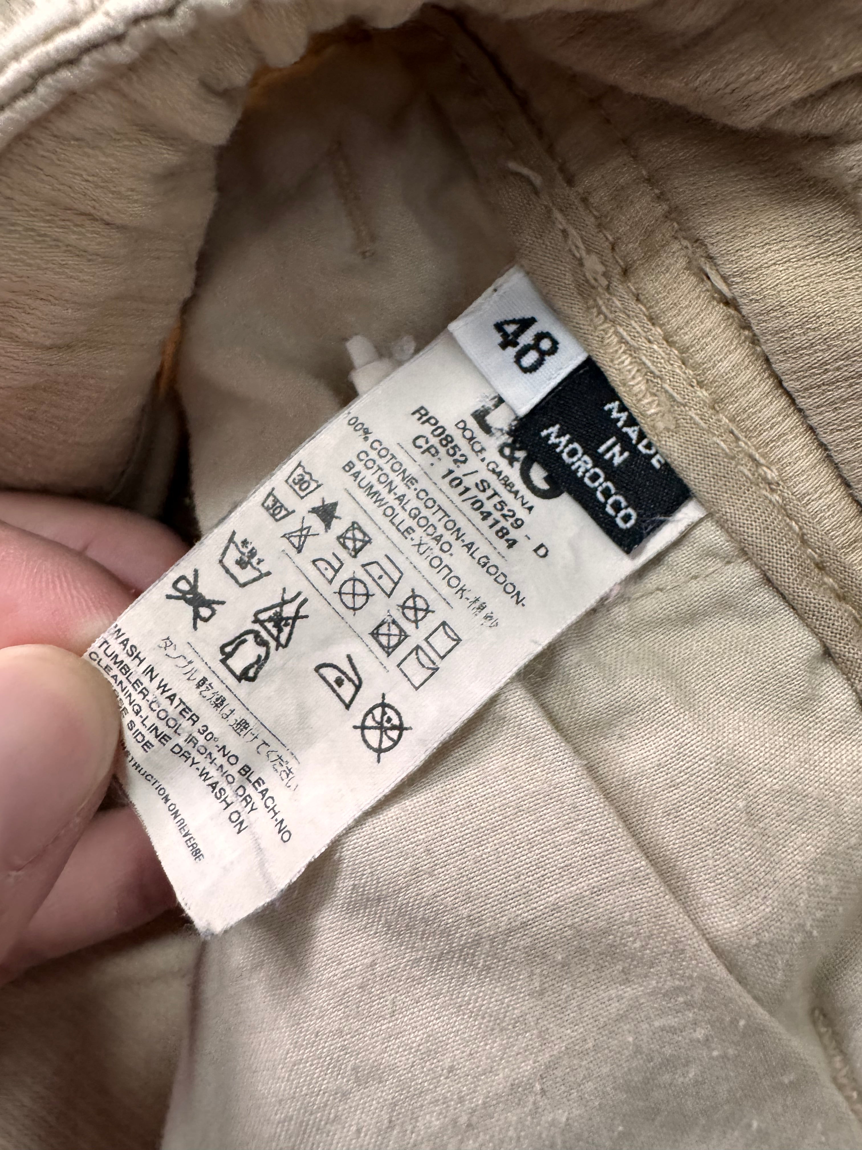 2000s Dolce & Gabbana Cargo Beige Short