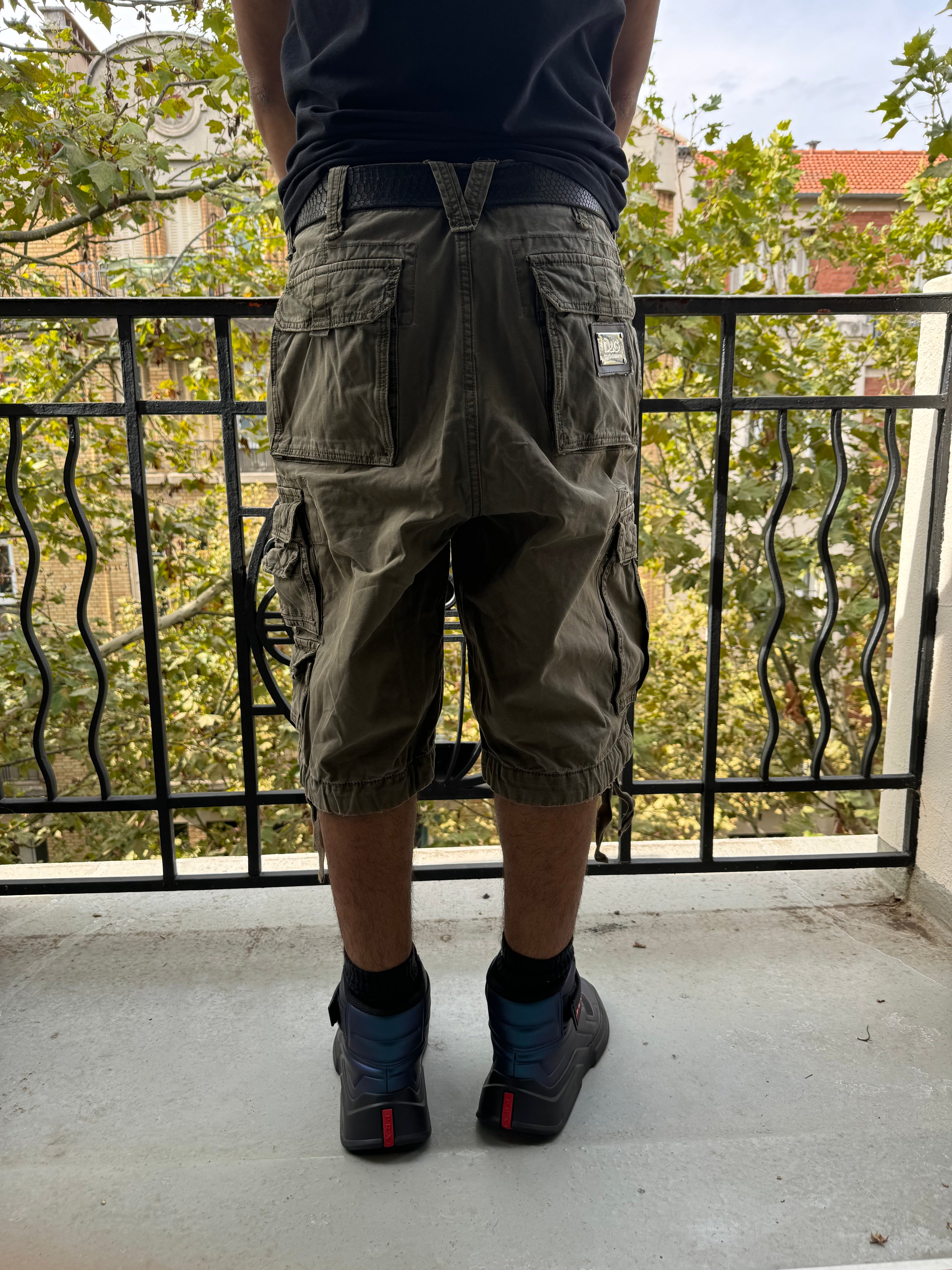 FW2006 Dolce & Gabbana Multi Pockets Cargo Olive Shorts