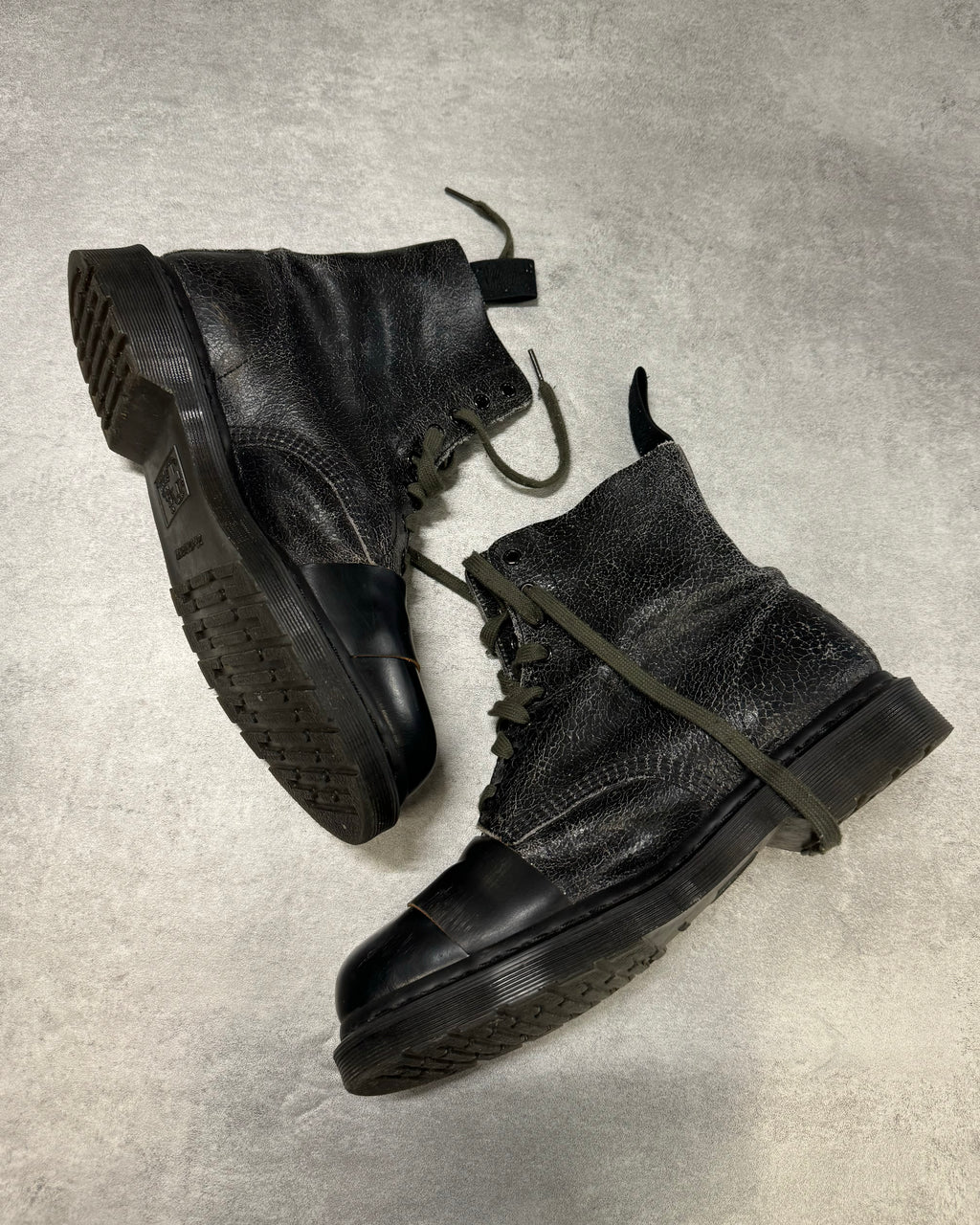 AW2016 Dr Martens x Marni Black Cracked Leather Boots (46) - 5