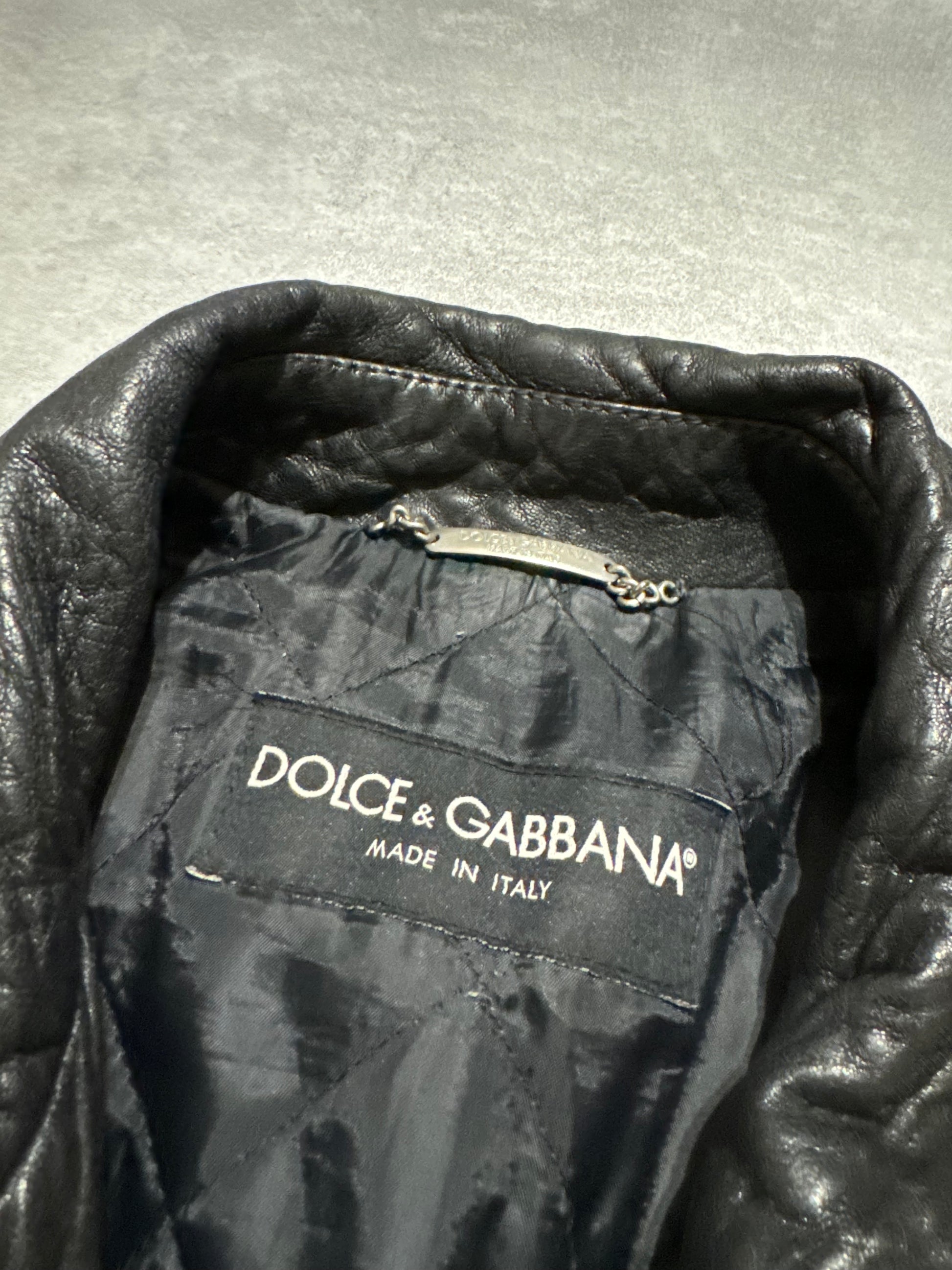 AW2002 Dolce & Gabbana Multi Pockets Black & Brown Faded Leather Jacket (M) - 9