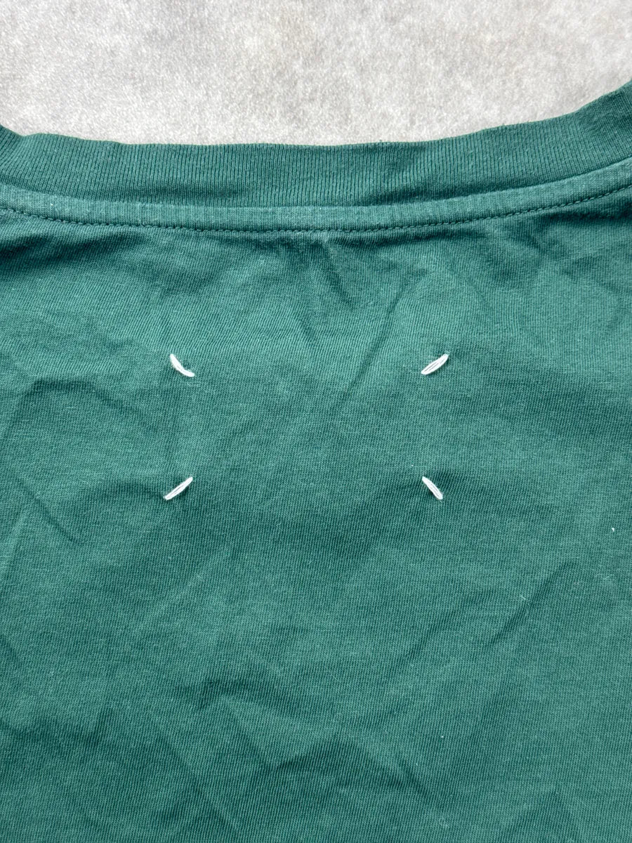 AW2021 Maison Margiela Green Minimalist Front Tab T-Shirt ETQjvcdM 7