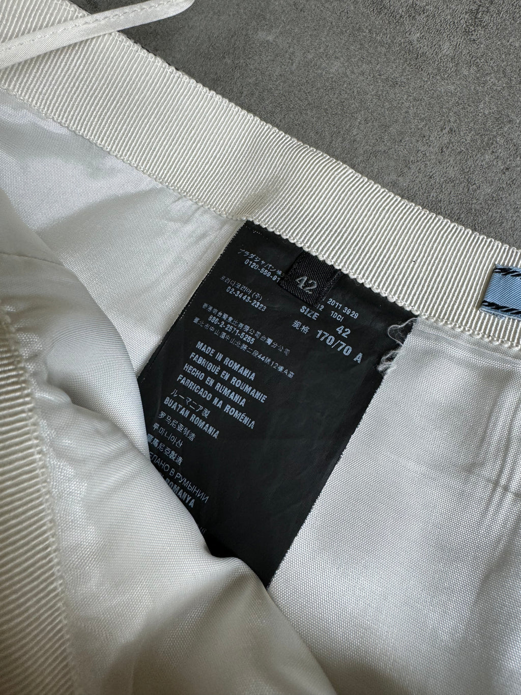 SS2011 Prada Silk Black & White Elegant Skirt (S) - 5