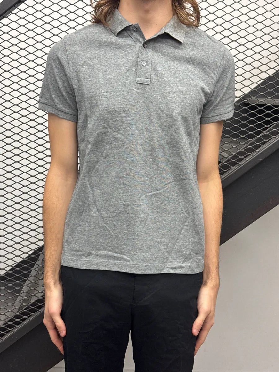 2019 Moncler Grey Logo Patch Polo Edyakcmr 1
