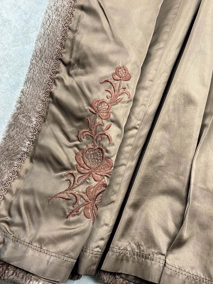 2000s Prada Brown Nutria Fur Double-Breasted Coat ExekqqYq 8