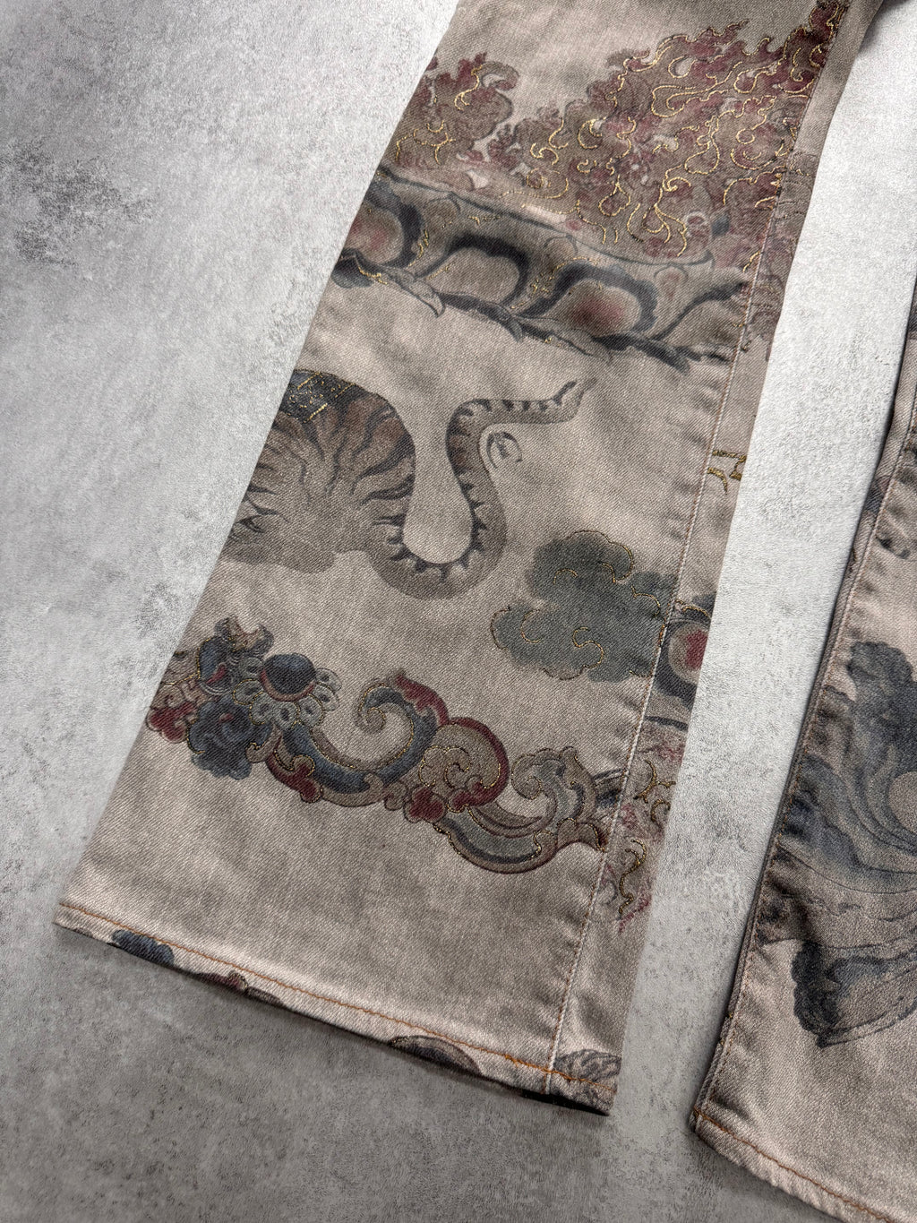 AW2003 Cavalli Asian World Grey Pants