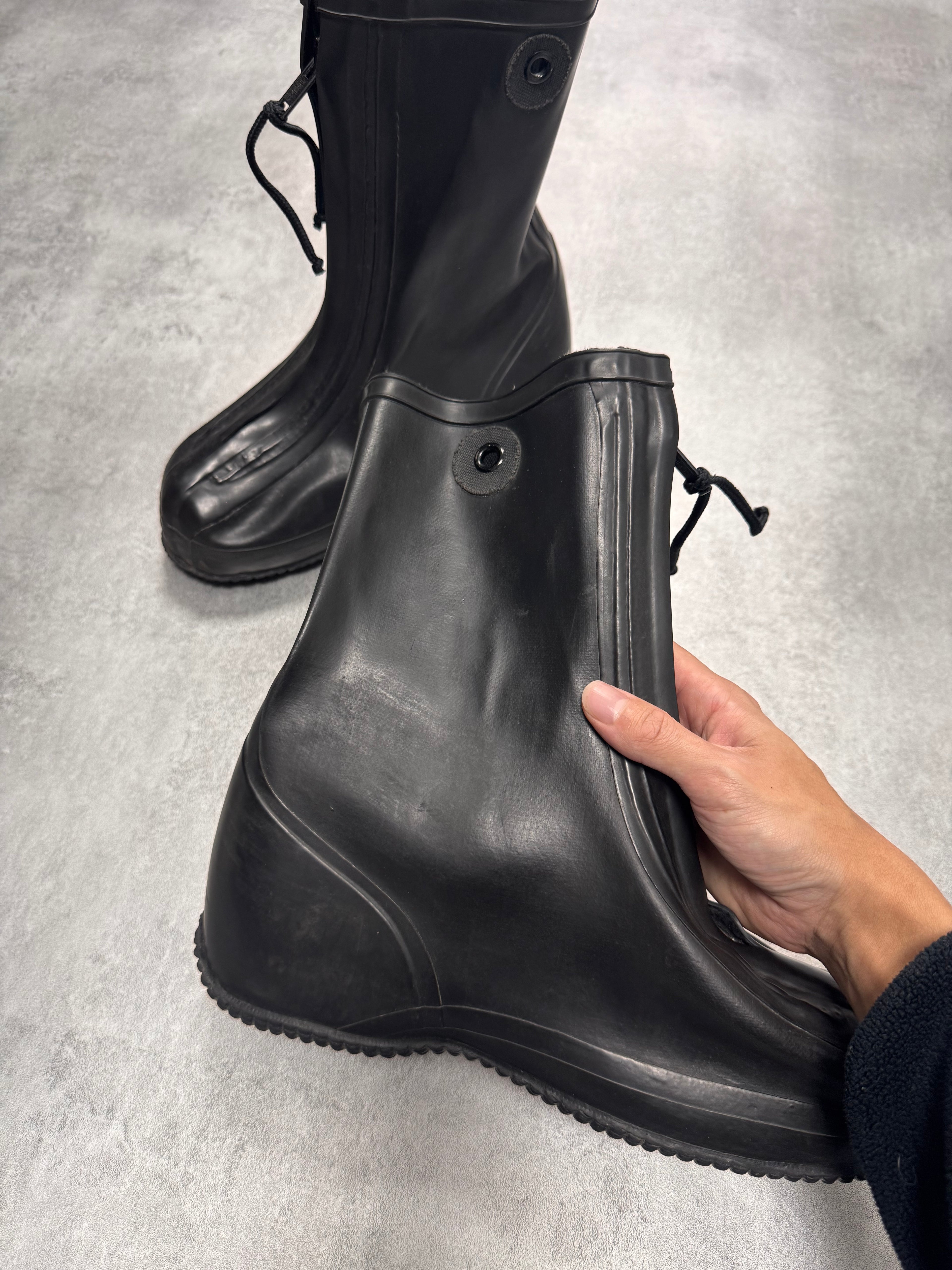 1980s Combat Waterproof Protection Front Zip Shoes Covers Black Boots