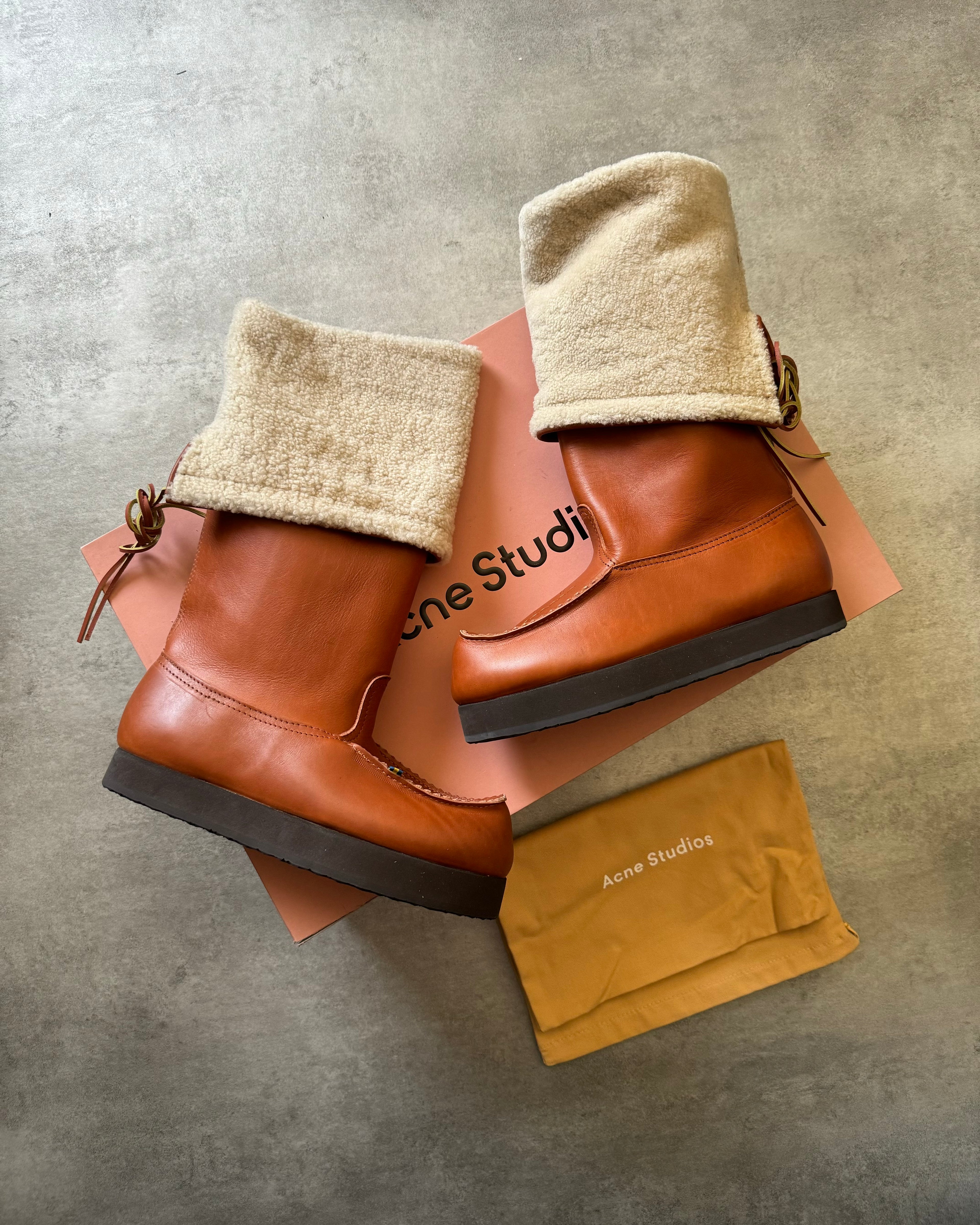 FW2022 Acne Studios x Kero Camel Reversible Boots  (44eu/us10)