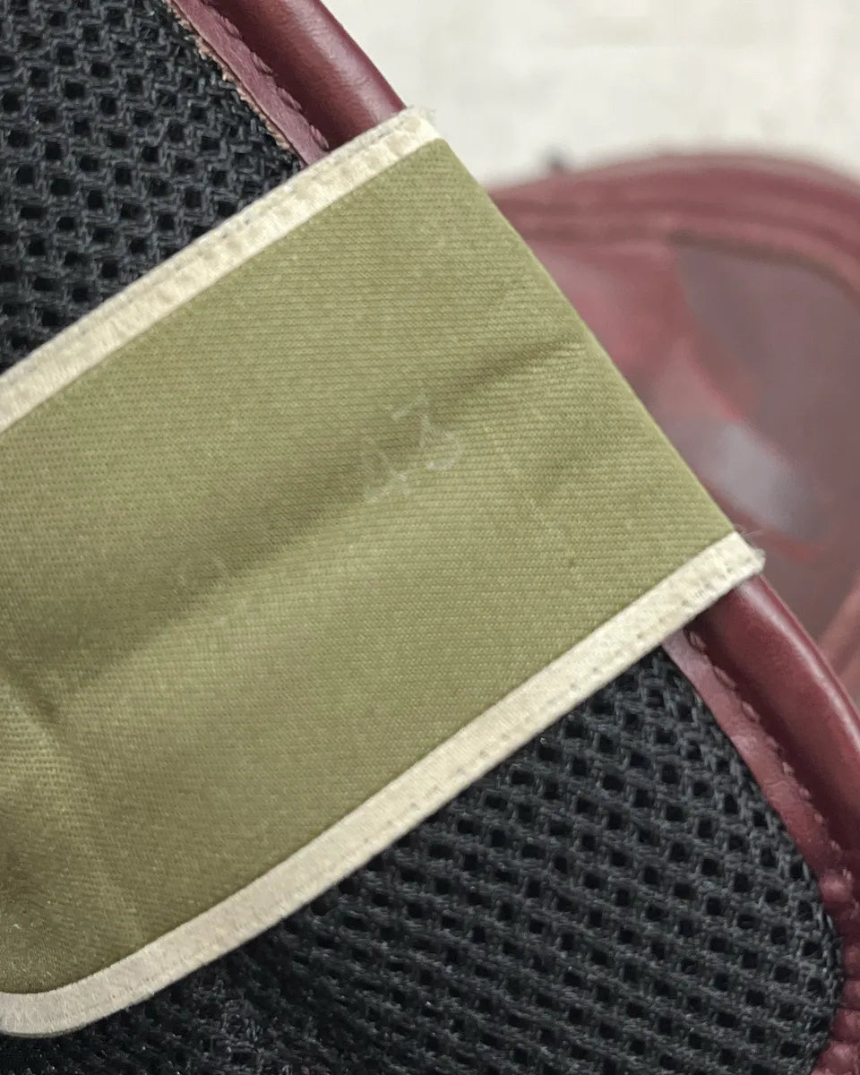 Valentino Camo Rockstud Burgundy High Leather Sneakers FPVYkCum 7