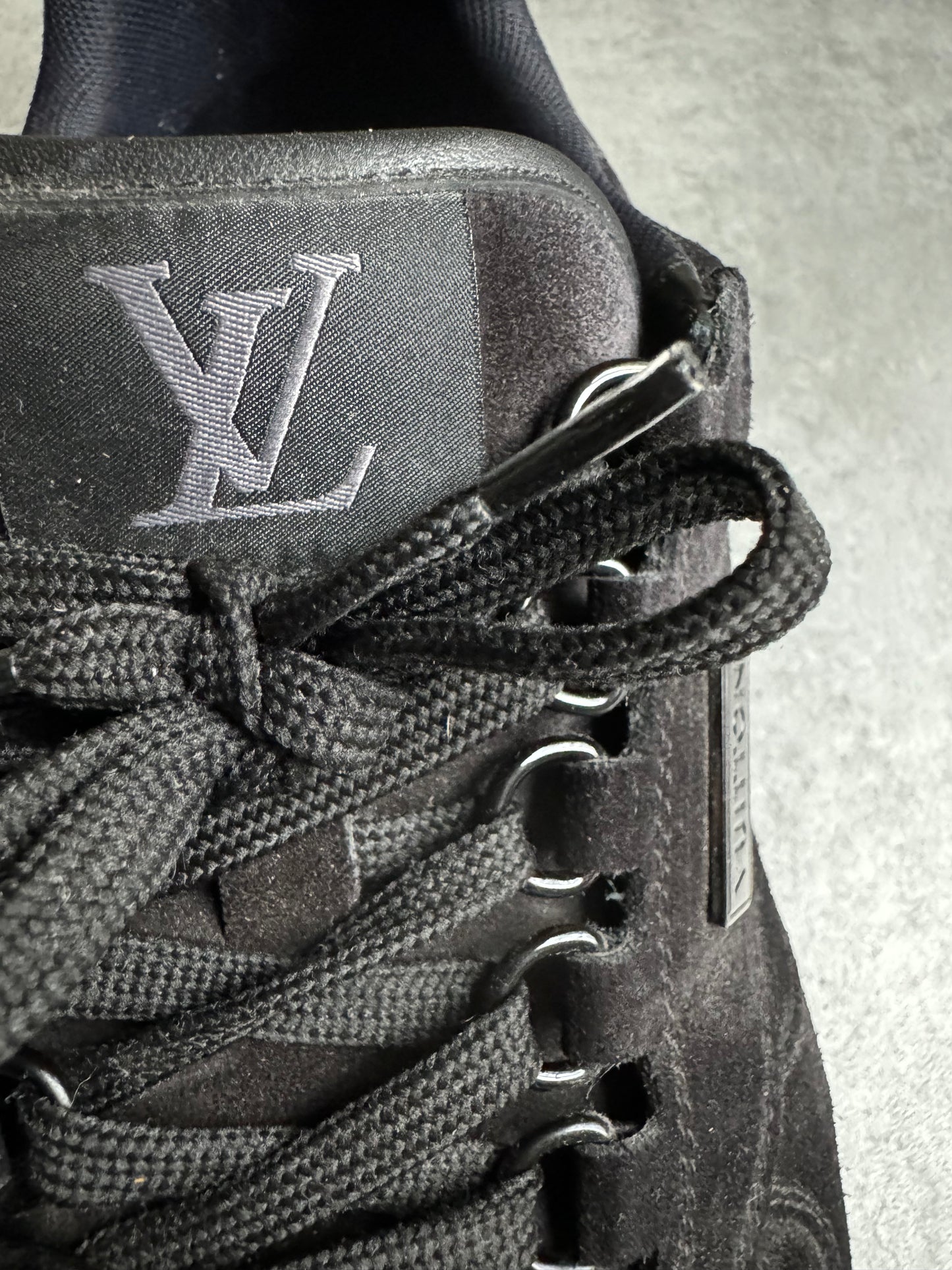 Louis Vuitton Trainer Black Exclu Employee (43) - 7