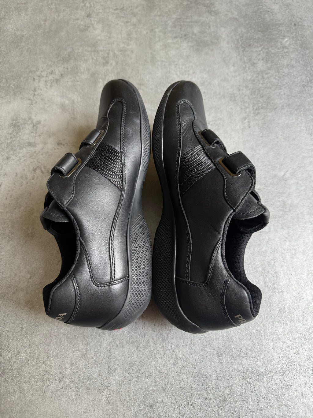 2000s Prada America's Cup Alternative Scratch Black Leather (41) - 2