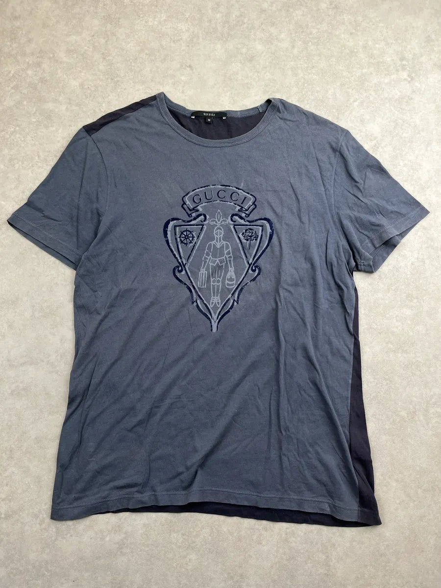 2010s Gucci Slate Blue Crest Graphic Two-Tone T-Shirt HRFaqVkm 0