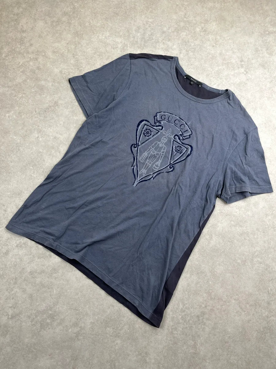 2010s Gucci Slate Blue Crest Graphic Two-Tone T-Shirt HRFaqVkm 4