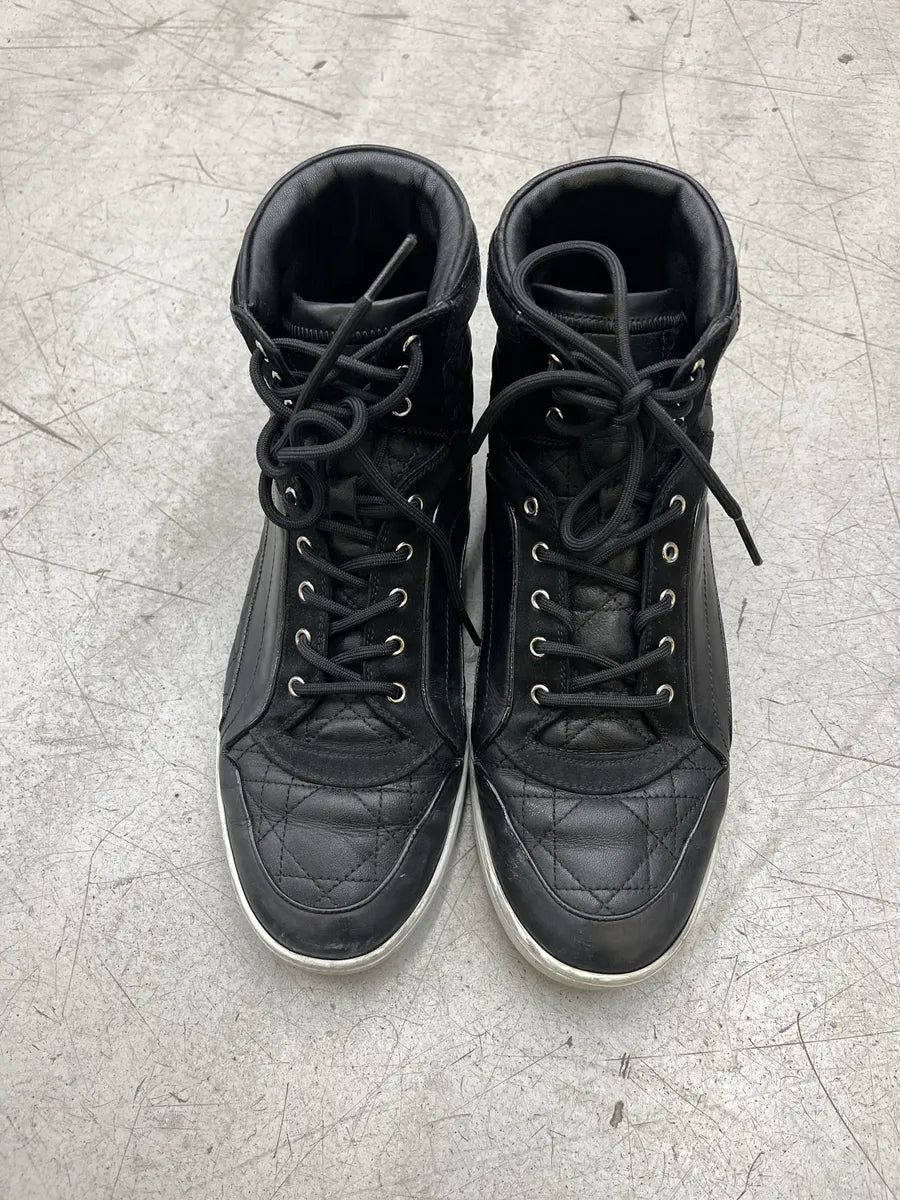 2000s Dior Black Leather Quilted High Sneakers HSUJDDwt 4
