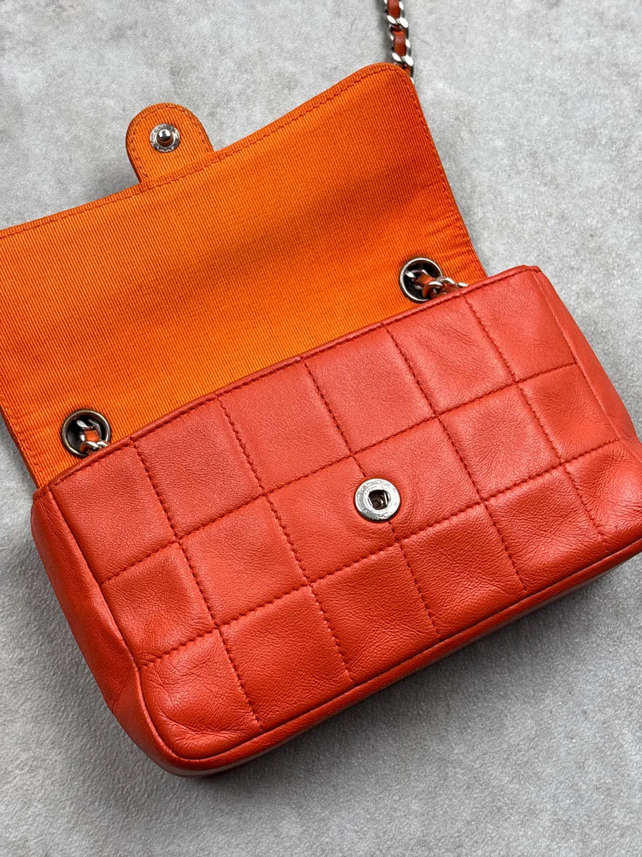 SS2004 Chanel Orange Leather Quilted Chain Flap Crossbody Bag HSWkBLaI 5