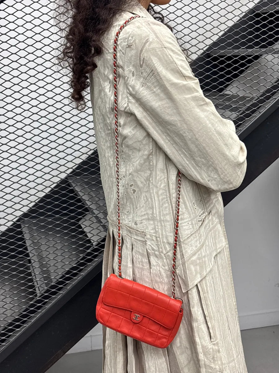 SS2004 Chanel Orange Leather Quilted Chain Flap Crossbody Bag HSWkBLaI 1