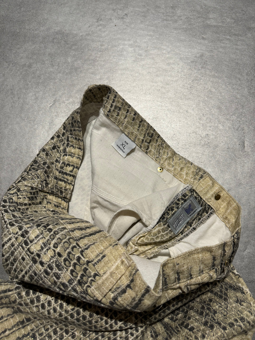 2000s Roberto Cavalli Snakeskin Effect Beige Pattern Pants (L) - 4