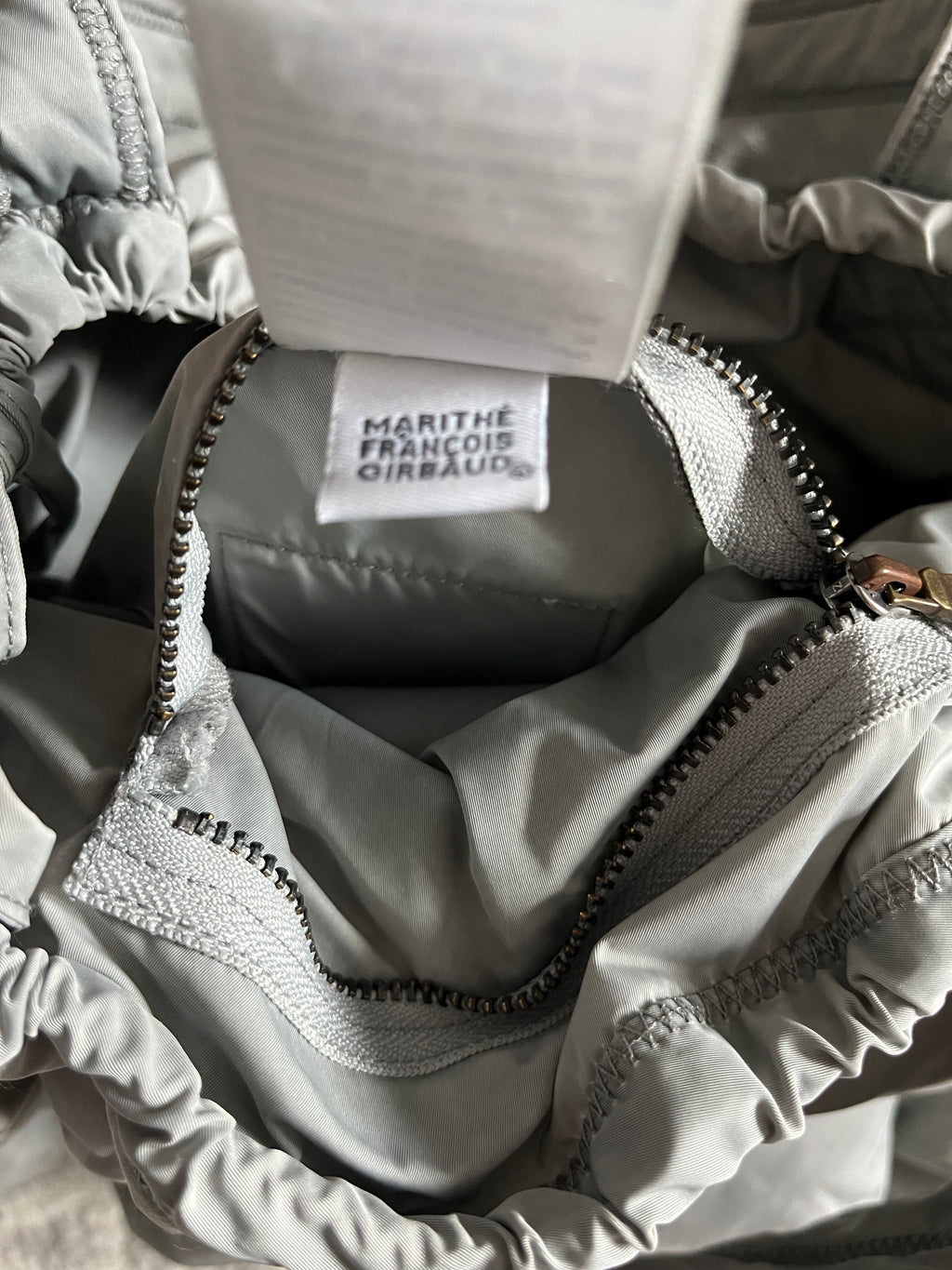 マリテ + フランソワ ジルボー ポカチュウ カーゴ パファー バッグ