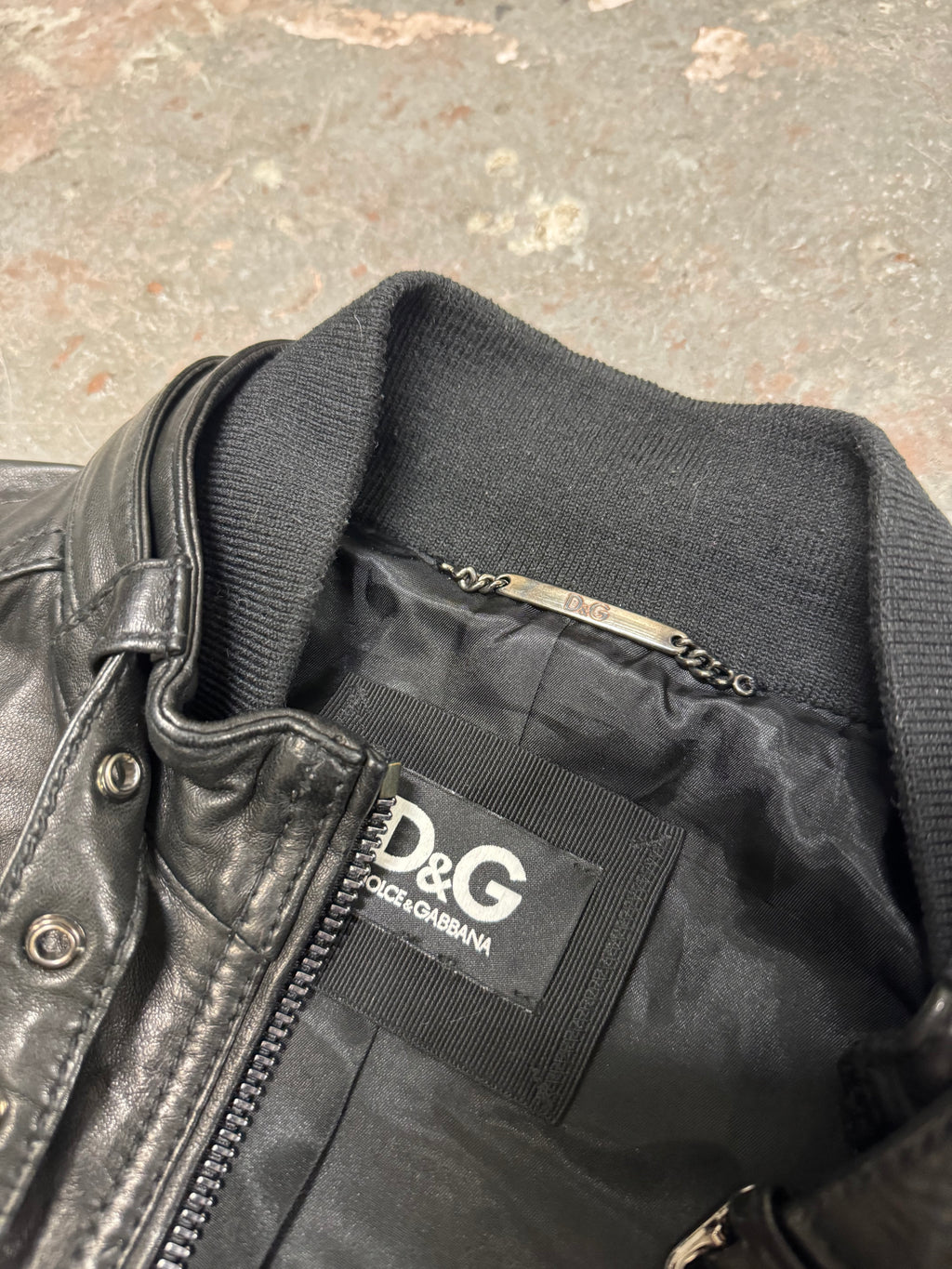 AW2005 dolce gabbana black leather jacket (L)