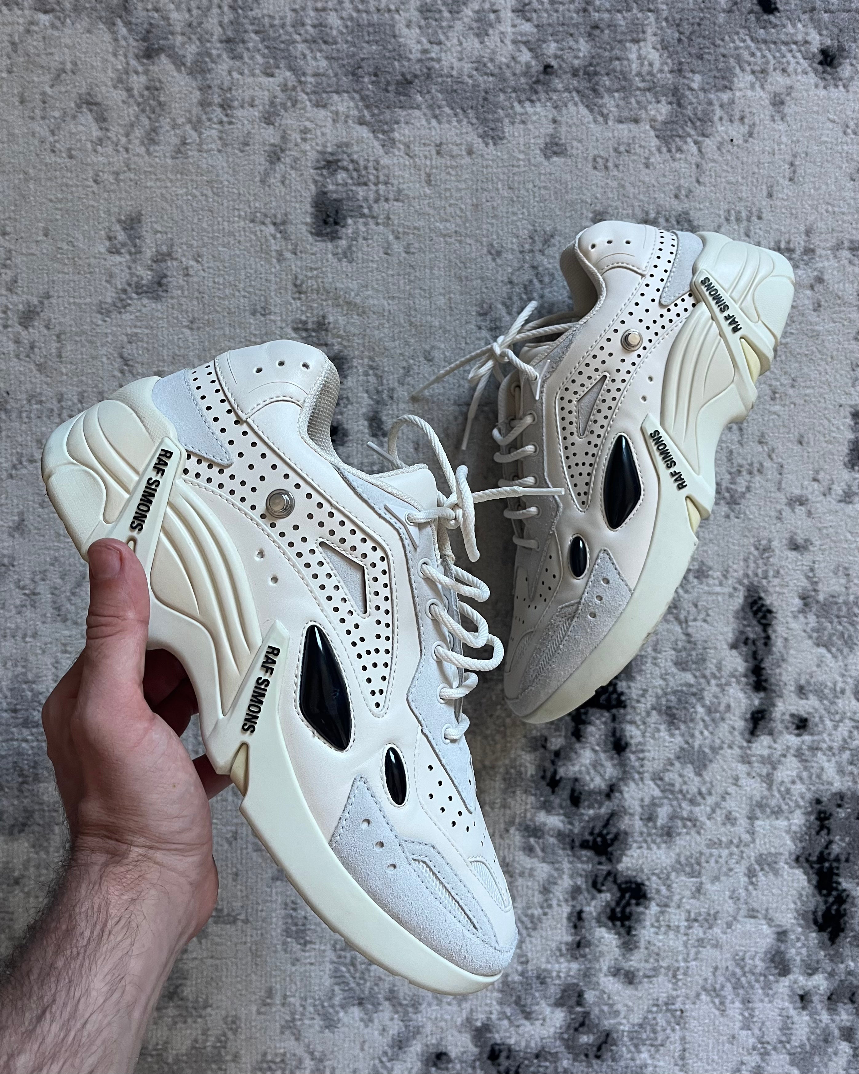 AW21 Raf Simons Cyclon-21 White Suede Shoes (42eu/8,5us)