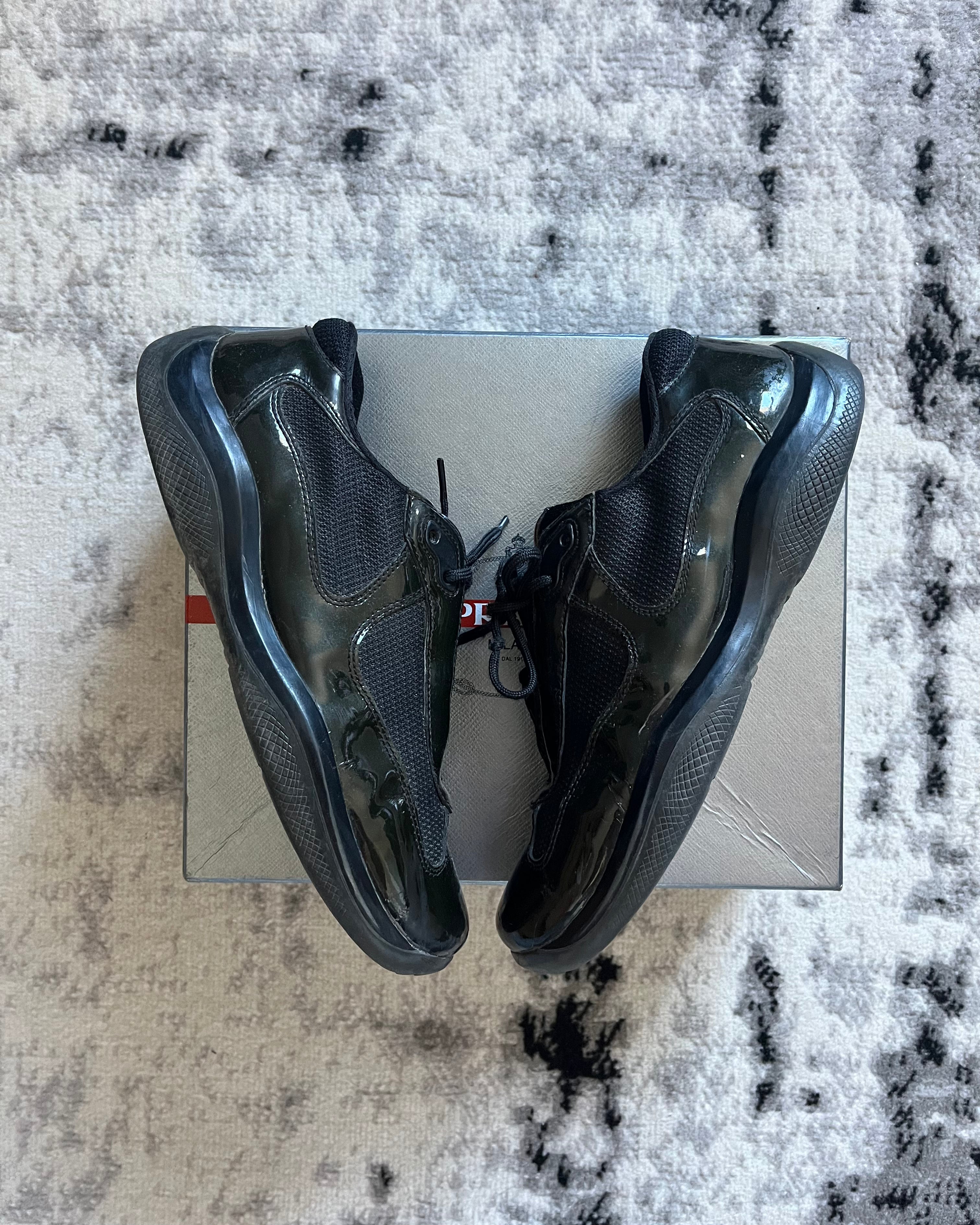 プラダ アメリカズ カップ サテン ブラック (40eu/7us)