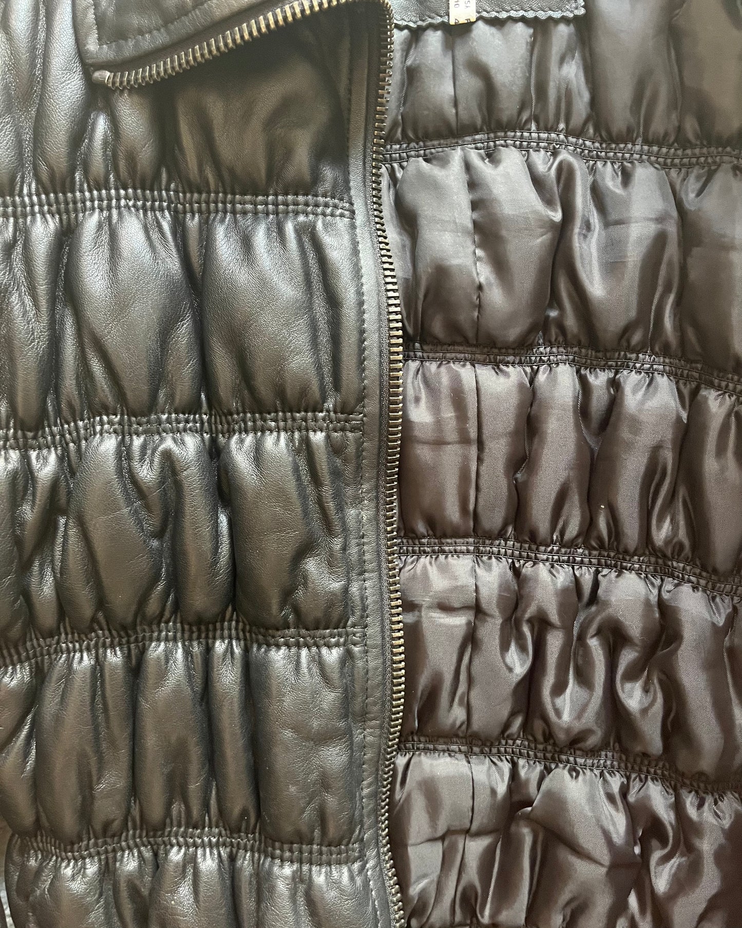 00s Armani Archival 100% Leather Puffer (S)