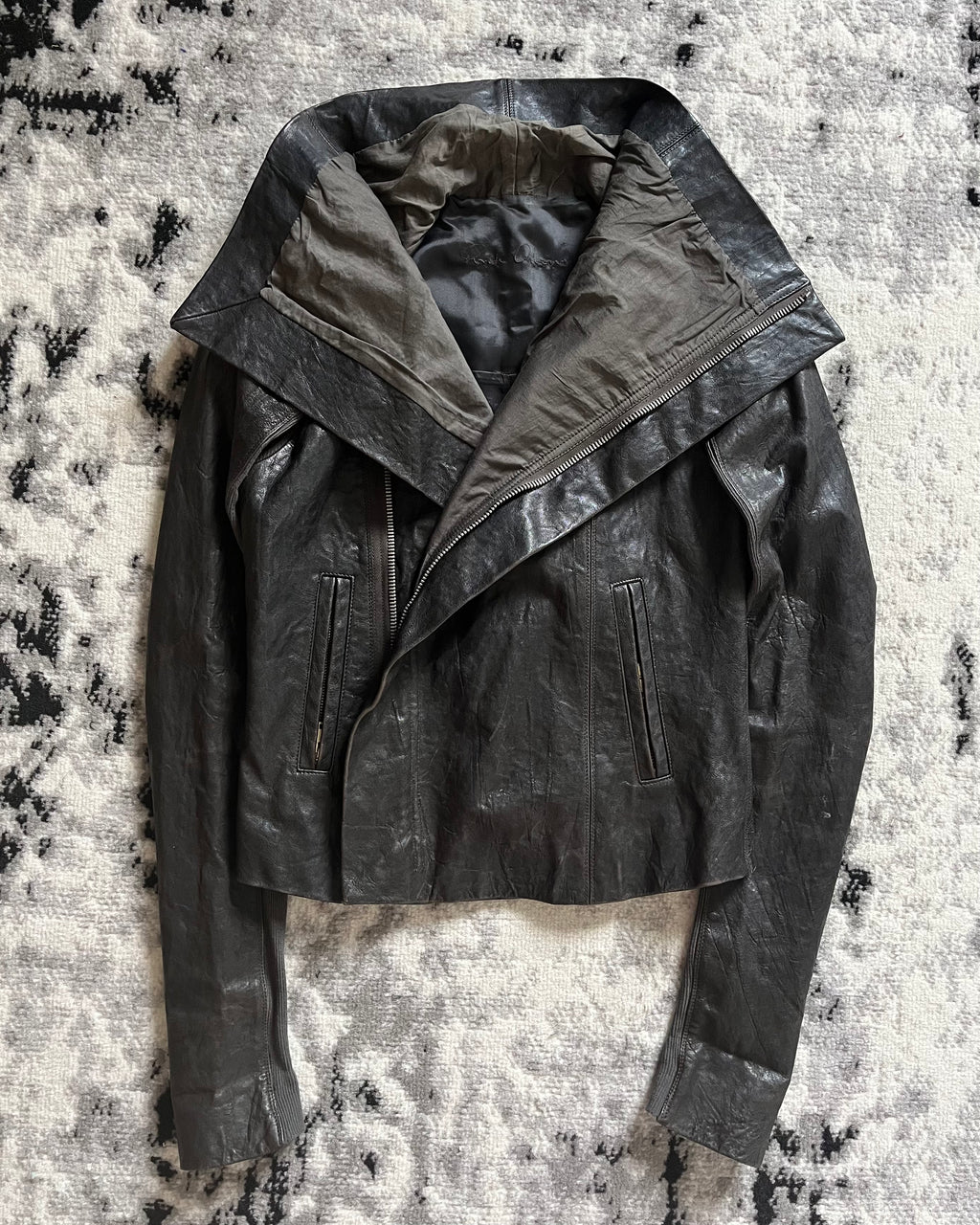 Rick Owens Archive Brut Leather Hybride Jacket (XS) – Dolce Vita Hub Rick Owens Archive Brut Leather Hybride Jacket (XS) – Dolce Vita Hub