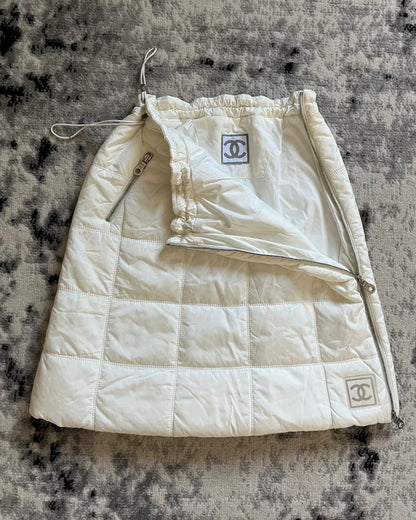 AW00 Chanel Ski Puffer White Skirt (XS/S)