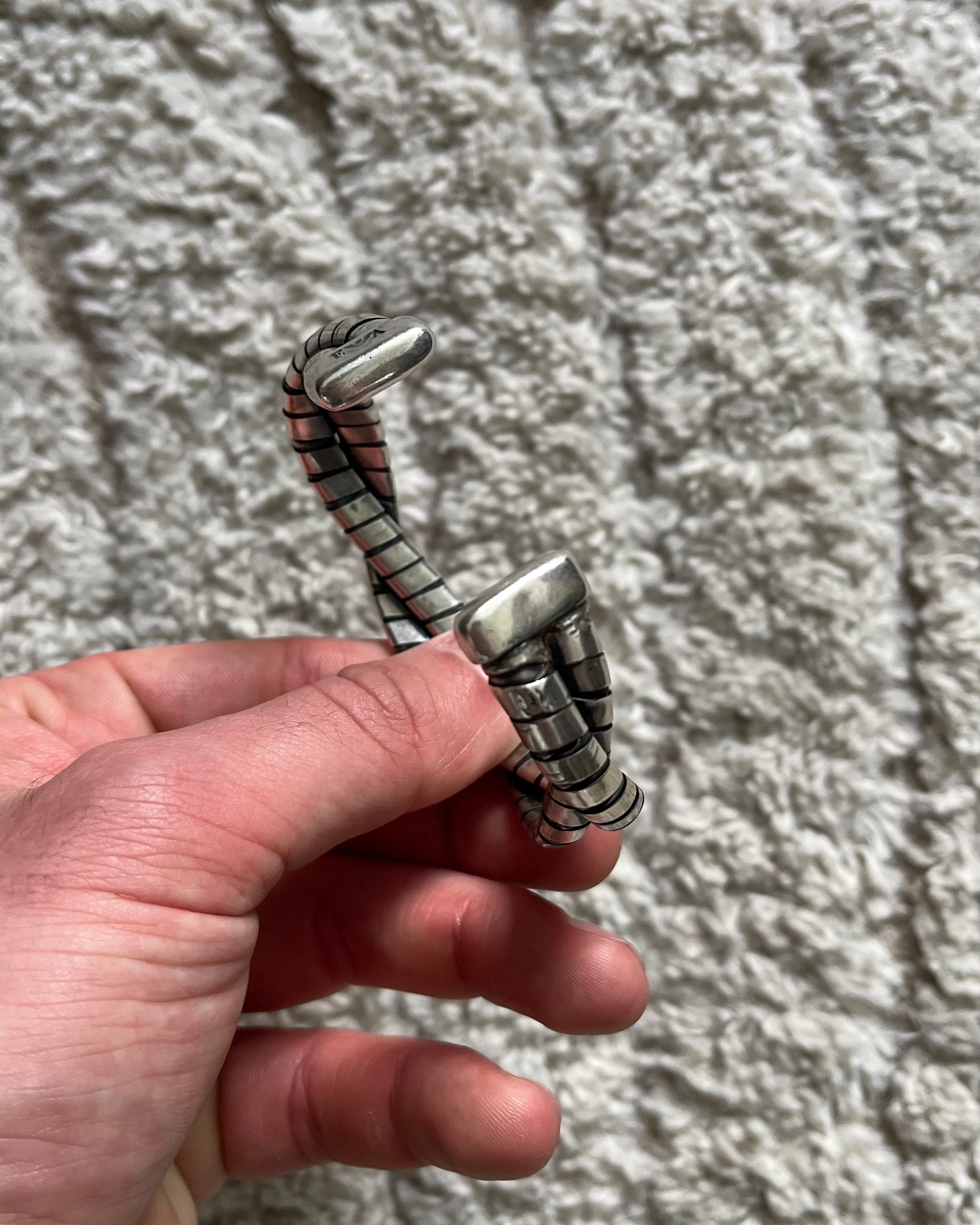 90 年代 アルマーニ アンダーグラウンド ツイスト シルバー ブレスレット