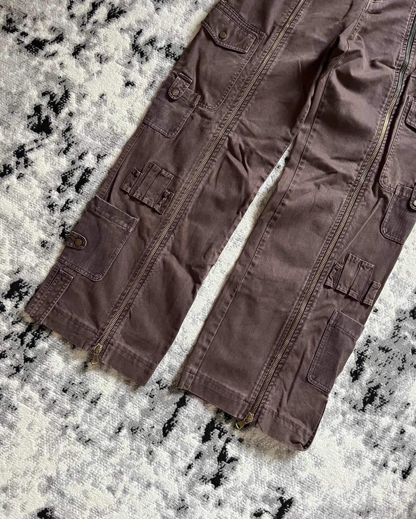 SS03 Dolce & Gabbana Full Zip Cargo Parachute Brown Pants (M) moo