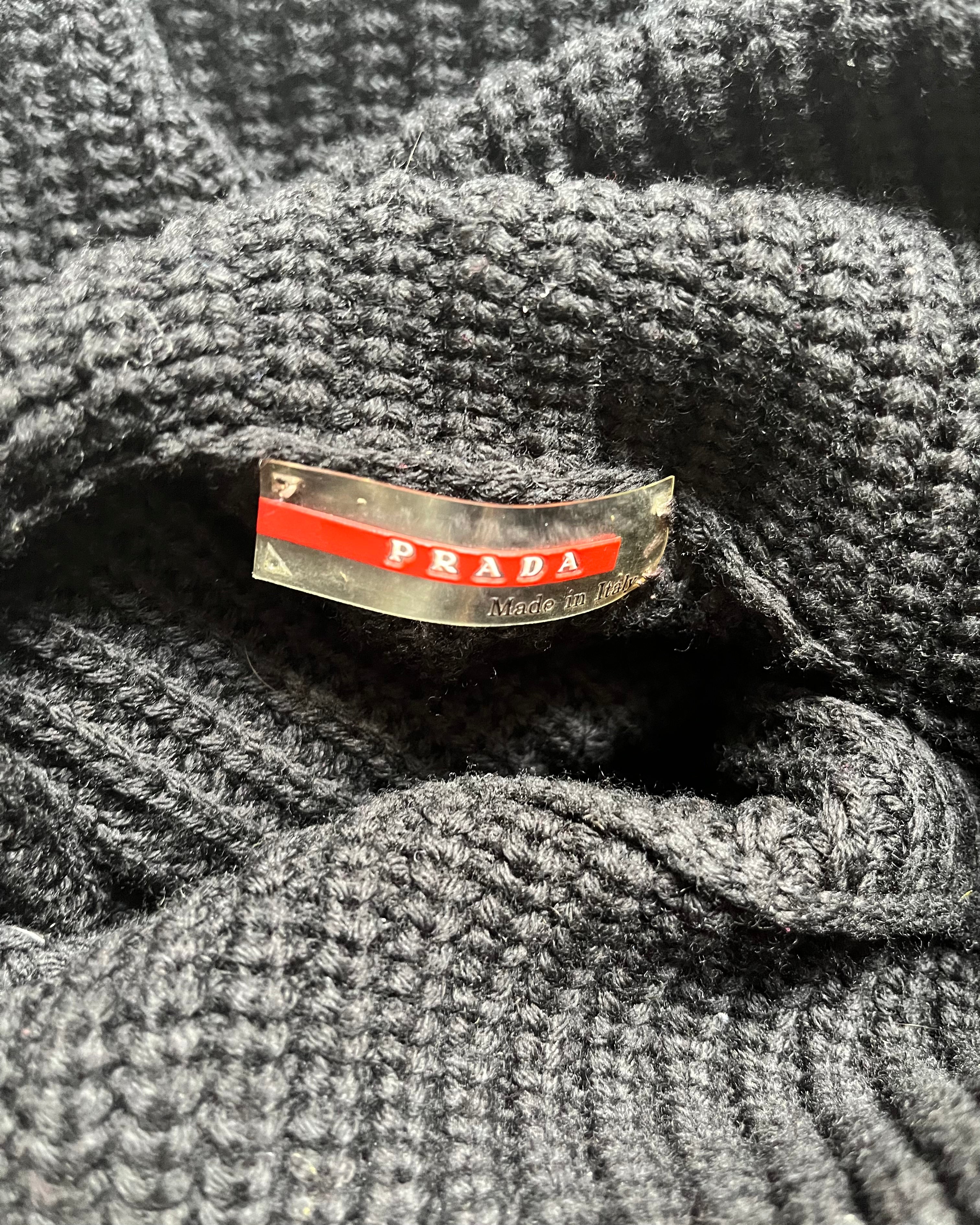 90 年代 Prada 高领羊毛纽扣上衣（L） 