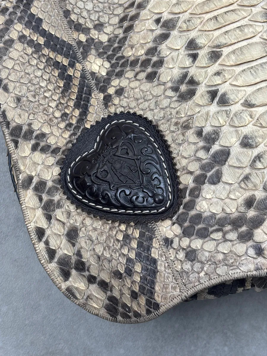 SS2009 Gucci Beige Python Leather Heart Crest Shoulder Bag by Frida Giannini LpCuskws 8